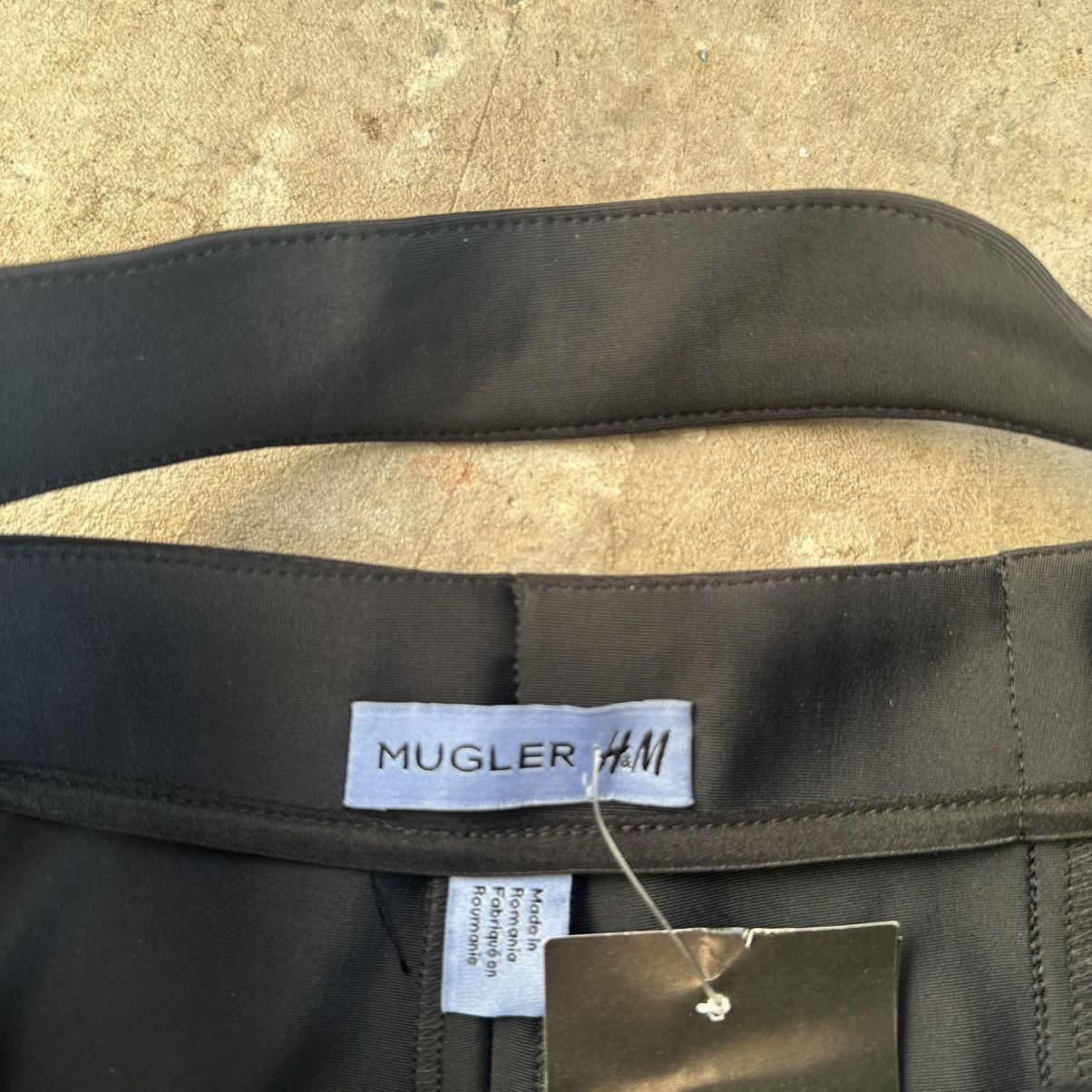 H&M × Mugler Black cut off flared pants Size 28" / US 6 / IT 42 - 18 Thumbnail