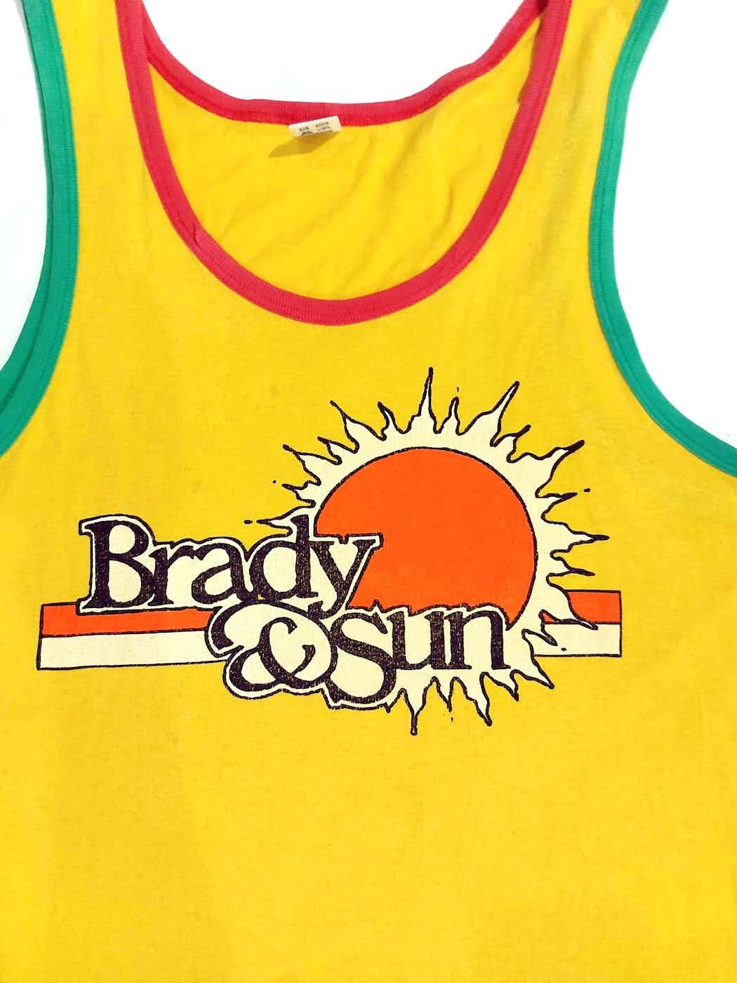 BARNS OUTFITTERS × Japanese Brand Rare! Vintage Barns Outfitters "Brady & Suns" Tank Top Size US L / EU 52-54 / 3 - 4 Thumbnail