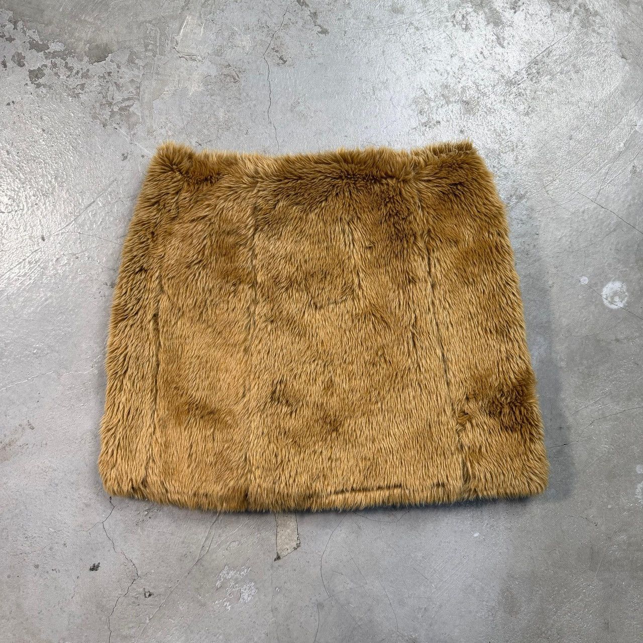 Hysteric Glamour Vintage HYSTERIC GLAMOUR Faux Fur Mini Skirt Size 31" - 1 Thumbnail