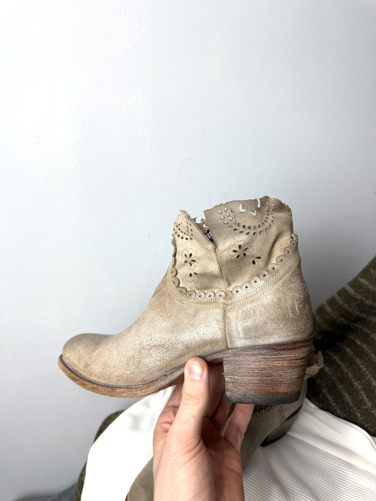 Sendra Rare! Vintage Sendra Suede Boots Cowboy Avant Garde Size US 8 / IT 38 - 7 Thumbnail