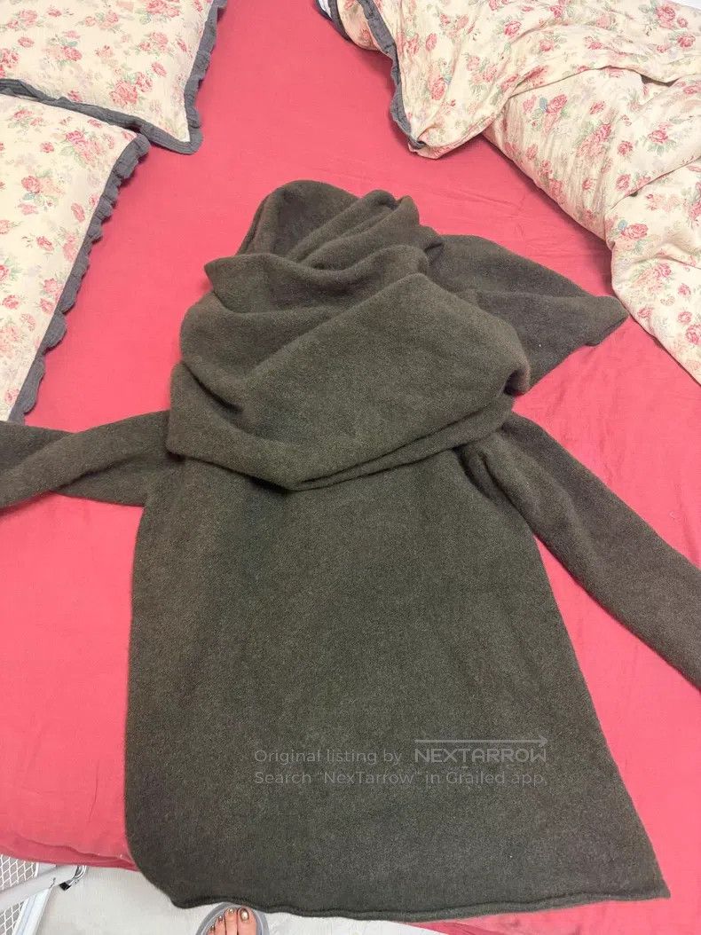 The Row The Row Cashmere sweater with scarf Size S / US 4 / IT 40 - 1 Thumbnail