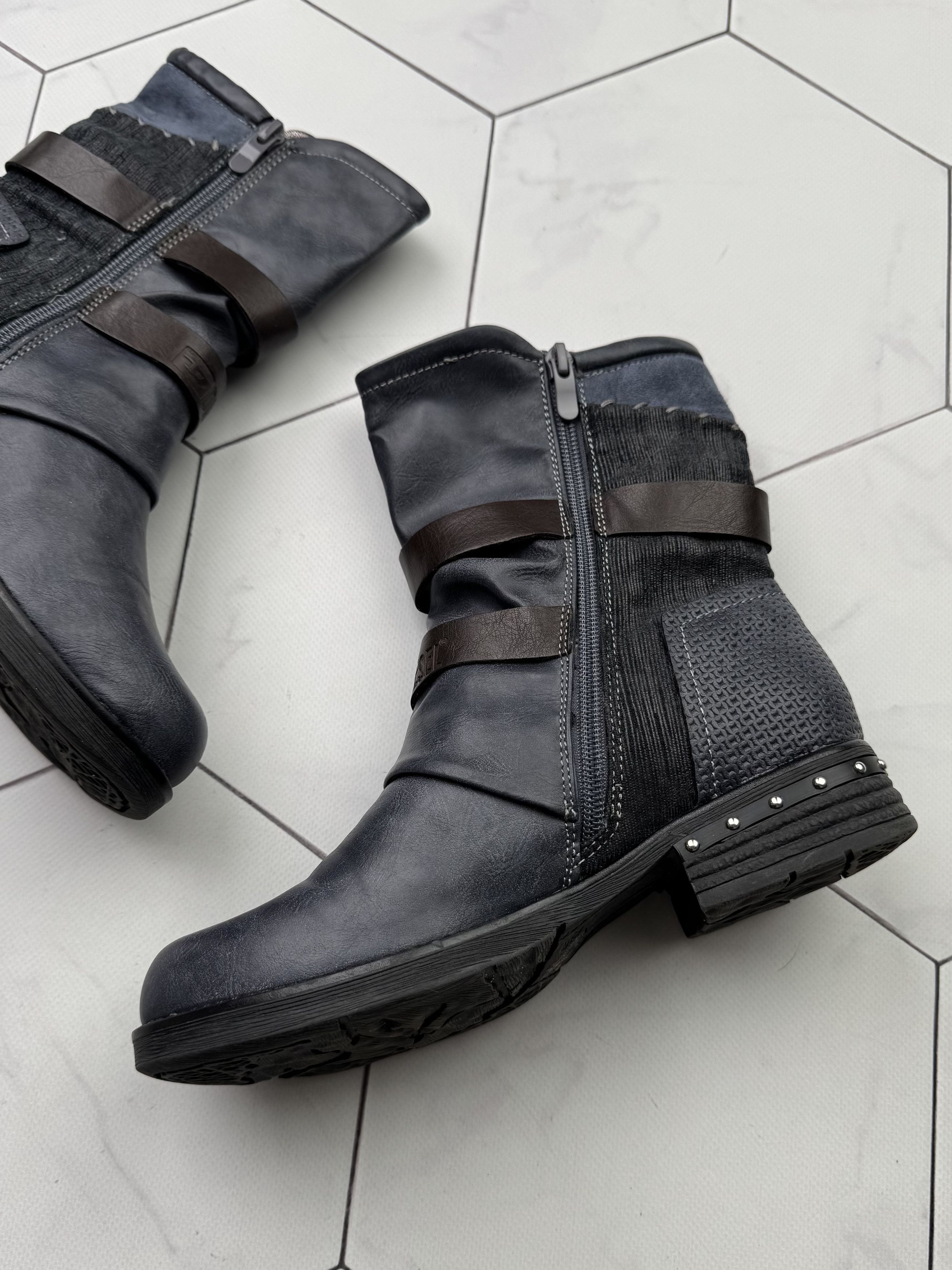 Diesel Diesel Vintage Boots (B156) Size US 7 / IT 37 - 7 Thumbnail