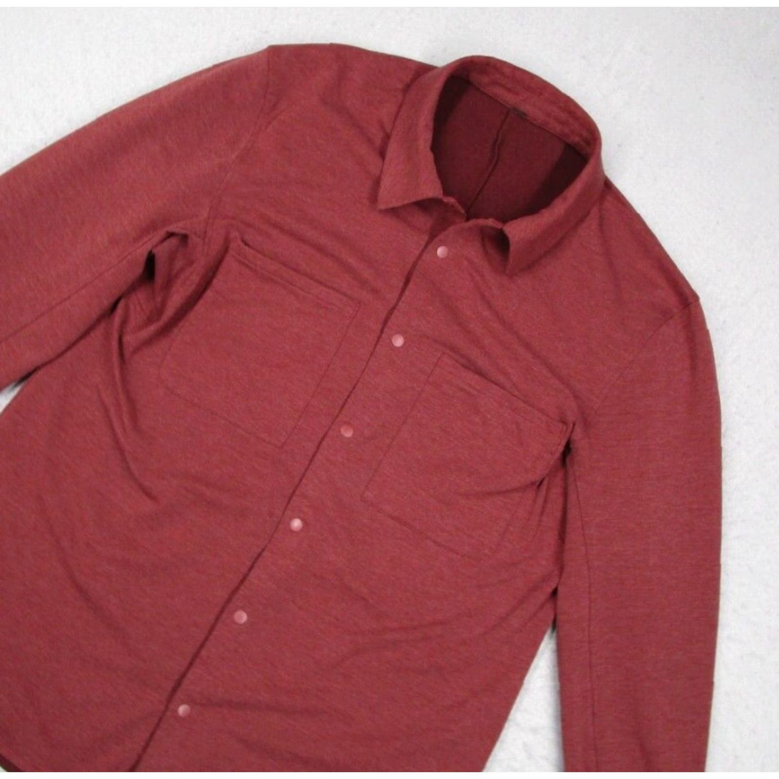 Lululemon Lululemon Shirt Mens Medium Red Long Sleeve Snap Front Performance Compatibility Shirt with Pockets Casual All Seasons Size US M / EU 48-50 / 2 - 2 Thumbnail