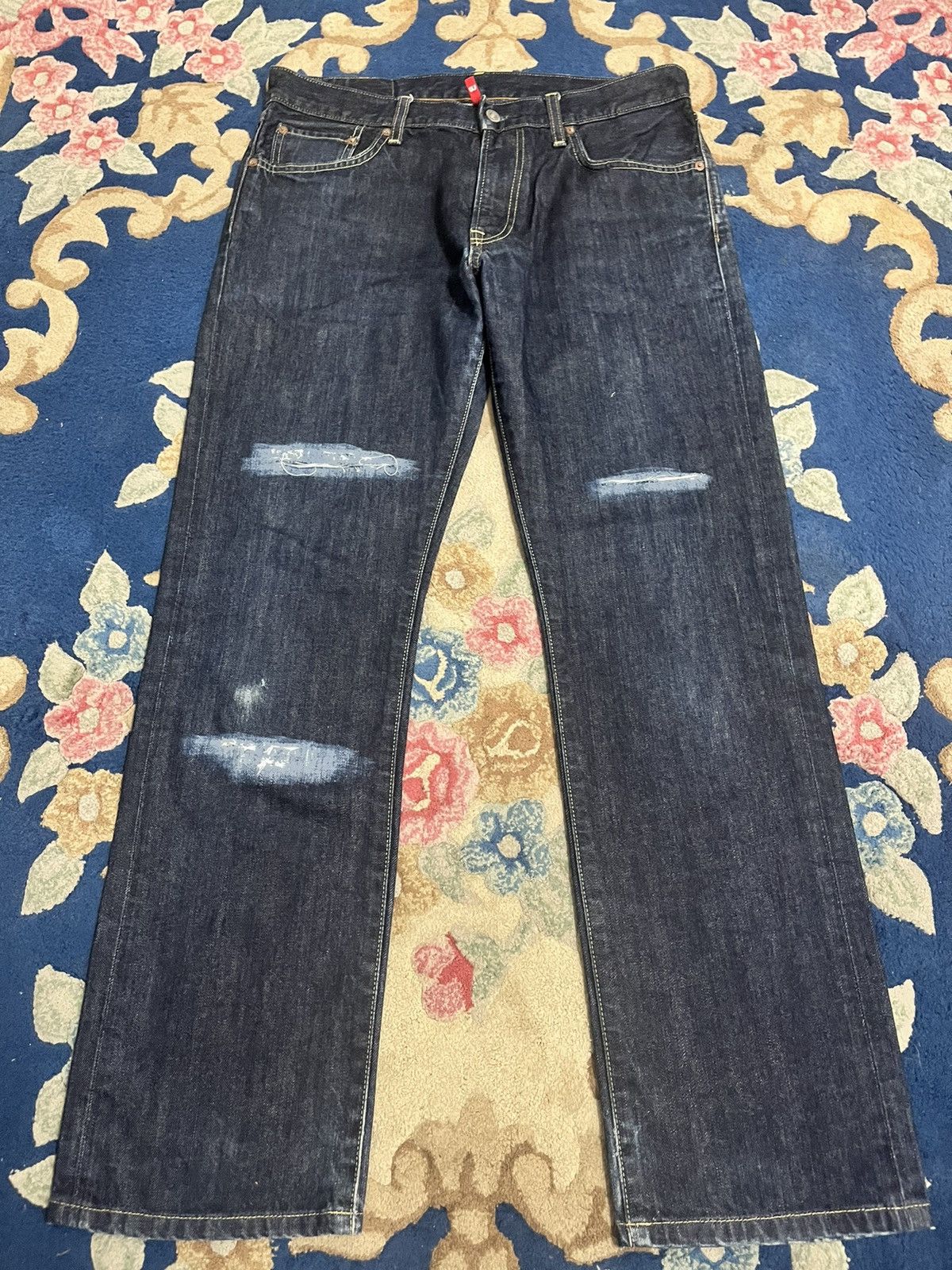 Jun Takahashi × Uniqlo × Vintage UJ Distressed denim Size US 33 - 1 Thumbnail