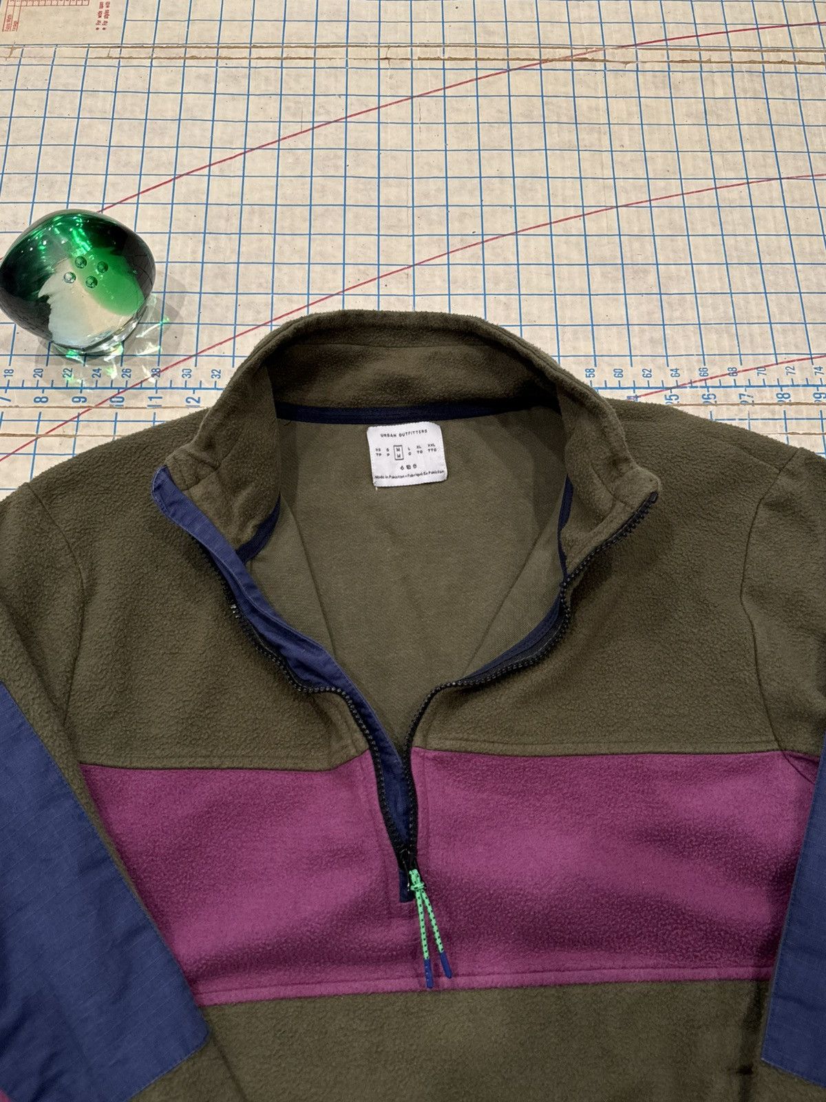 Urban Outfitters Urban Outfitters Brown 1/2 Zip Fleece Mens Size Medium Size US M / EU 48-50 / 2 - 5 Thumbnail