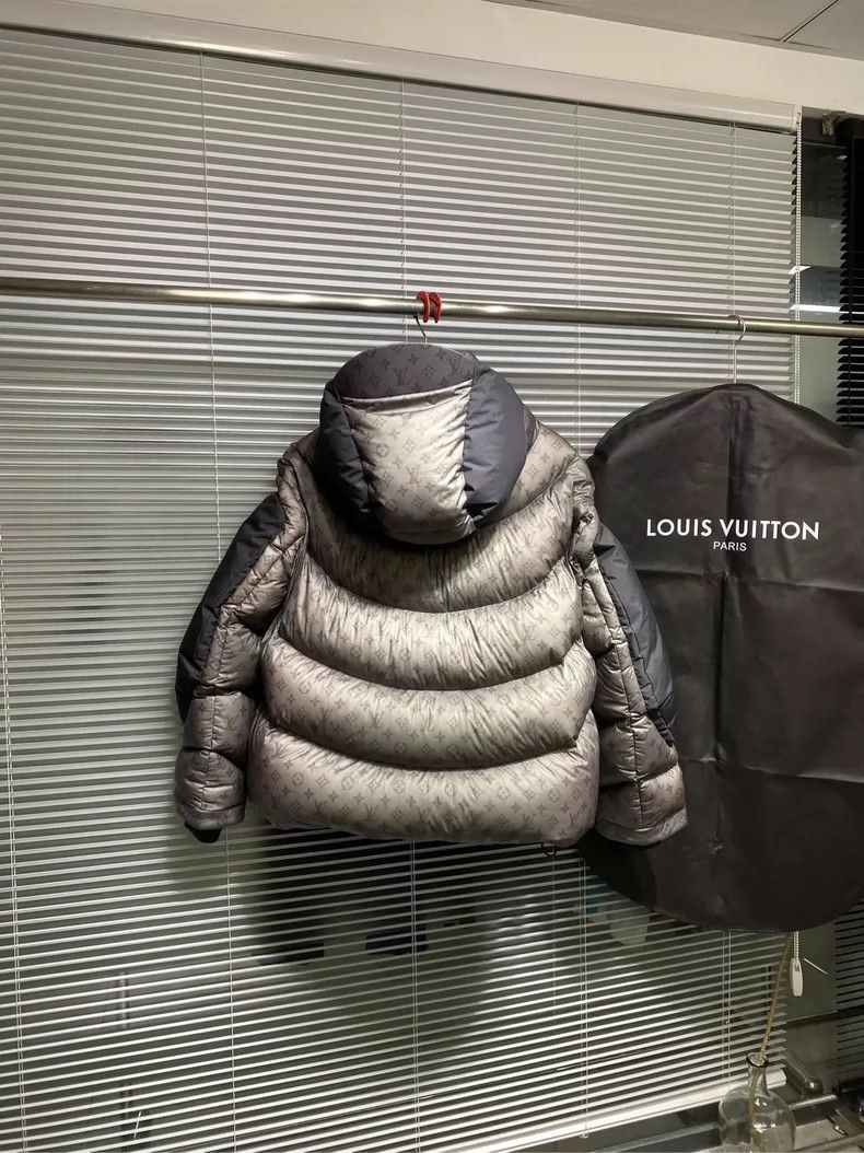 Louis Vuitton LOUIS VUITTON Temperature-sensitive color-changing fluffy d Size US L / EU 52-54 / 3 - 2 Thumbnail
