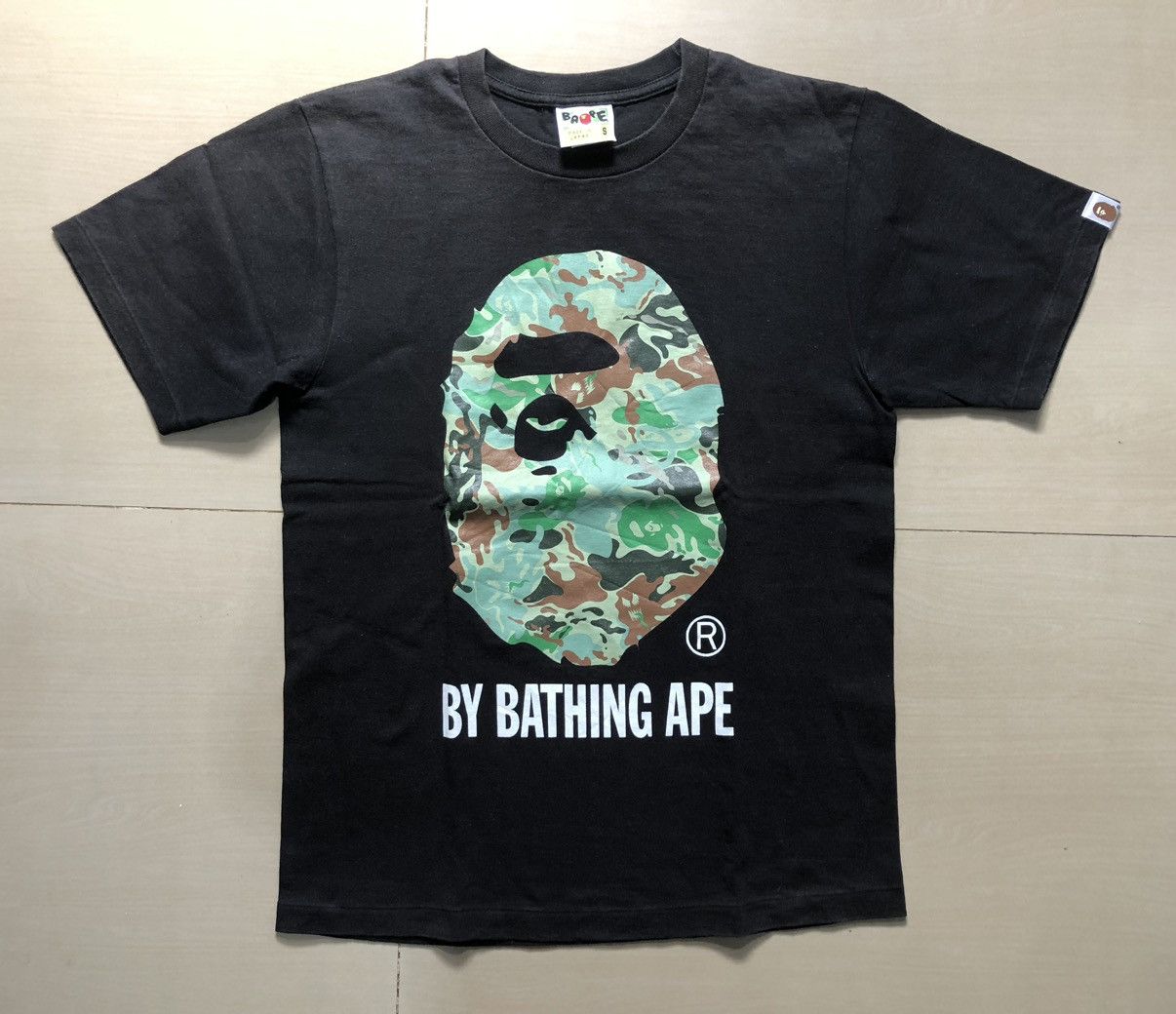 Bape BAPE Bathing Ape ABC Camo Green Big Ape Head Tee Size US S / EU 44-46 / 1 - 1 Thumbnail