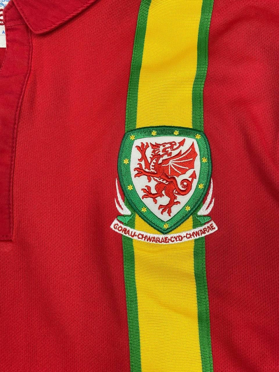 Umbro Umbro Wales Men Long Sleeve Football Shirt Red Size M Size US M / EU 48-50 / 2 - 3 Thumbnail