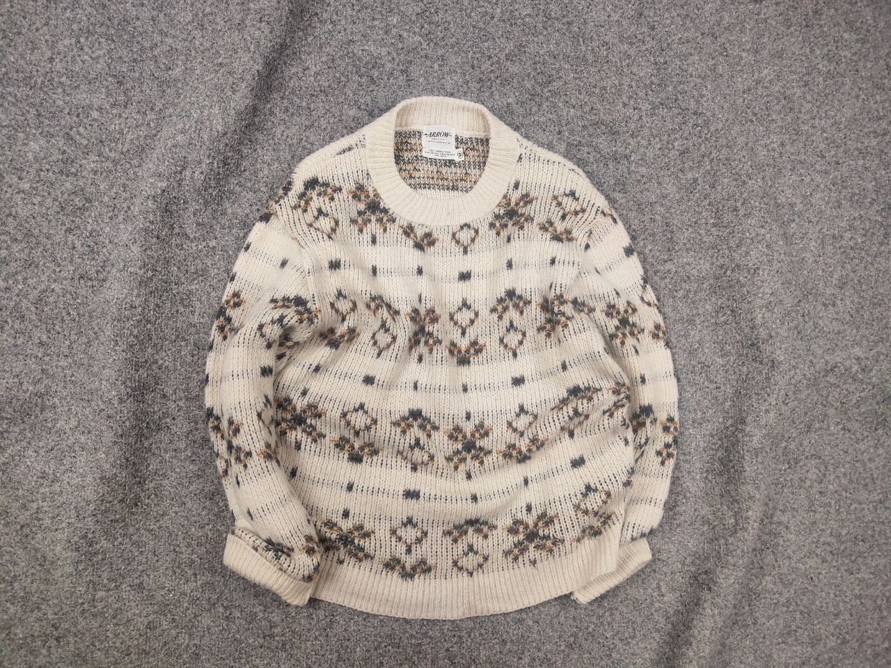 Arrow Arrow Vintage 70's Wool blend Pattern Knit Sweater USA Made Size US S / EU 44-46 / 1 - 1 Thumbnail