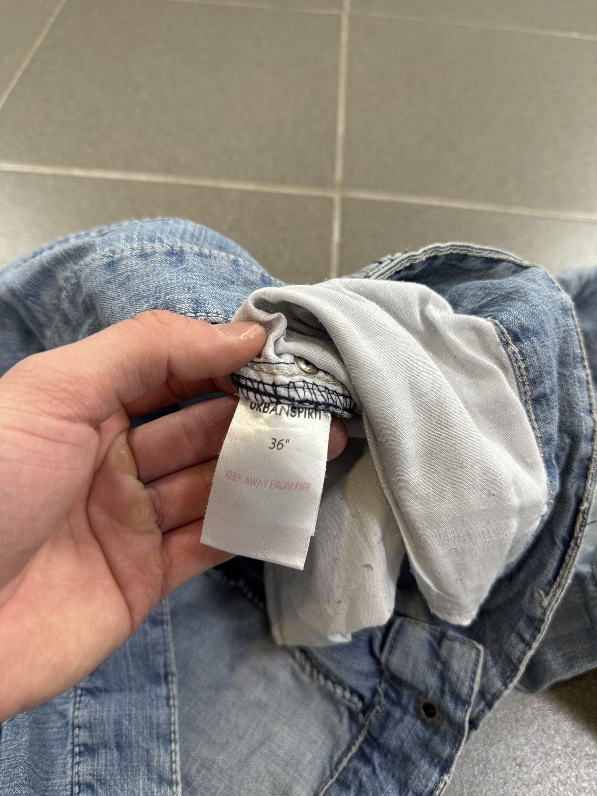 Japanese Brand Crazy Vintage Y2K Japanese Style Faded Jeans Archive Size US 32 / EU 48 - 6 Thumbnail