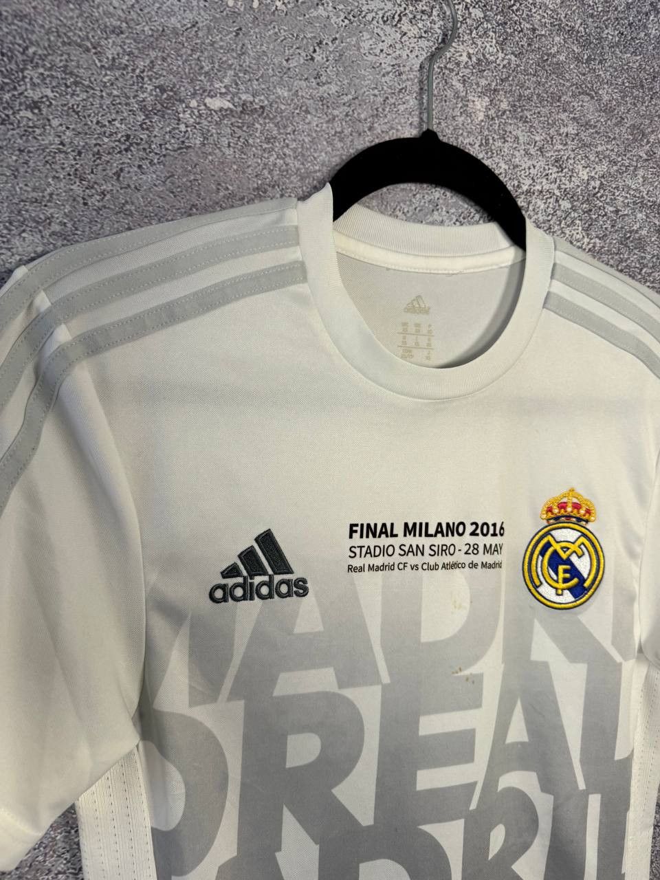 Adidas Vintage Real Madrid Training 2016 Adidas Jersey XS Size Size US XS / EU 42 / 0 - 7 Thumbnail