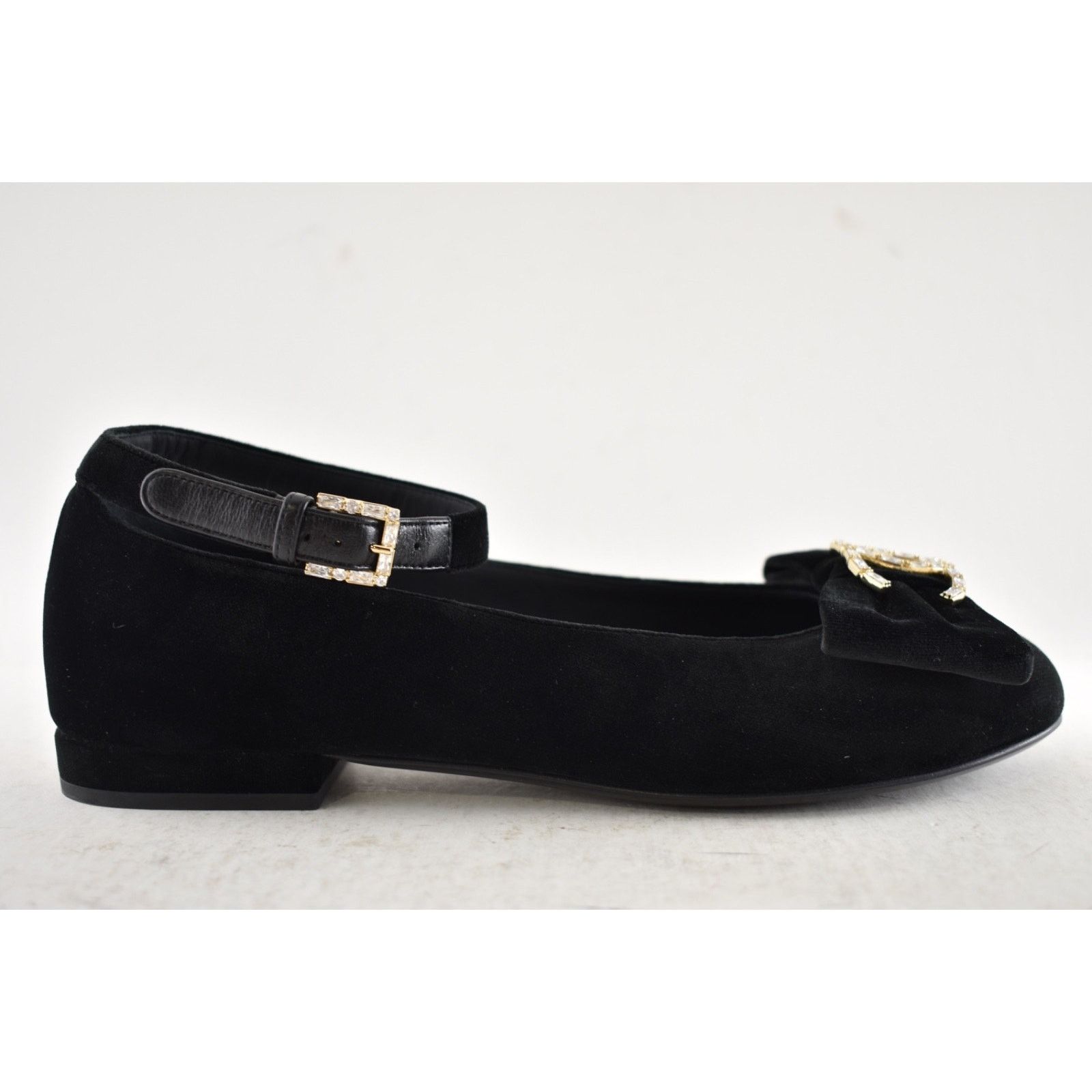 Chanel Chanel Black Velvet Crystal CC Bow Ankle Strap Flat 38.5 Size US 8.5 / IT 38.5 - 2 Thumbnail