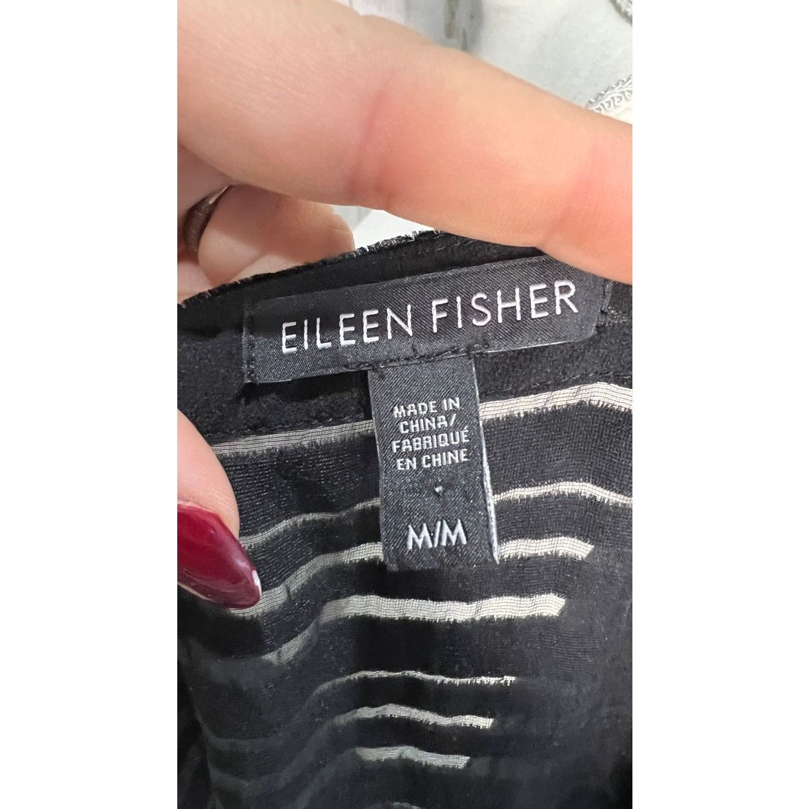 Eileen Fisher Eileen Fisher Women's M Black Velvet Burnout Stripe Blouse Size M / US 6-8 / IT 42-44 - 6 Thumbnail