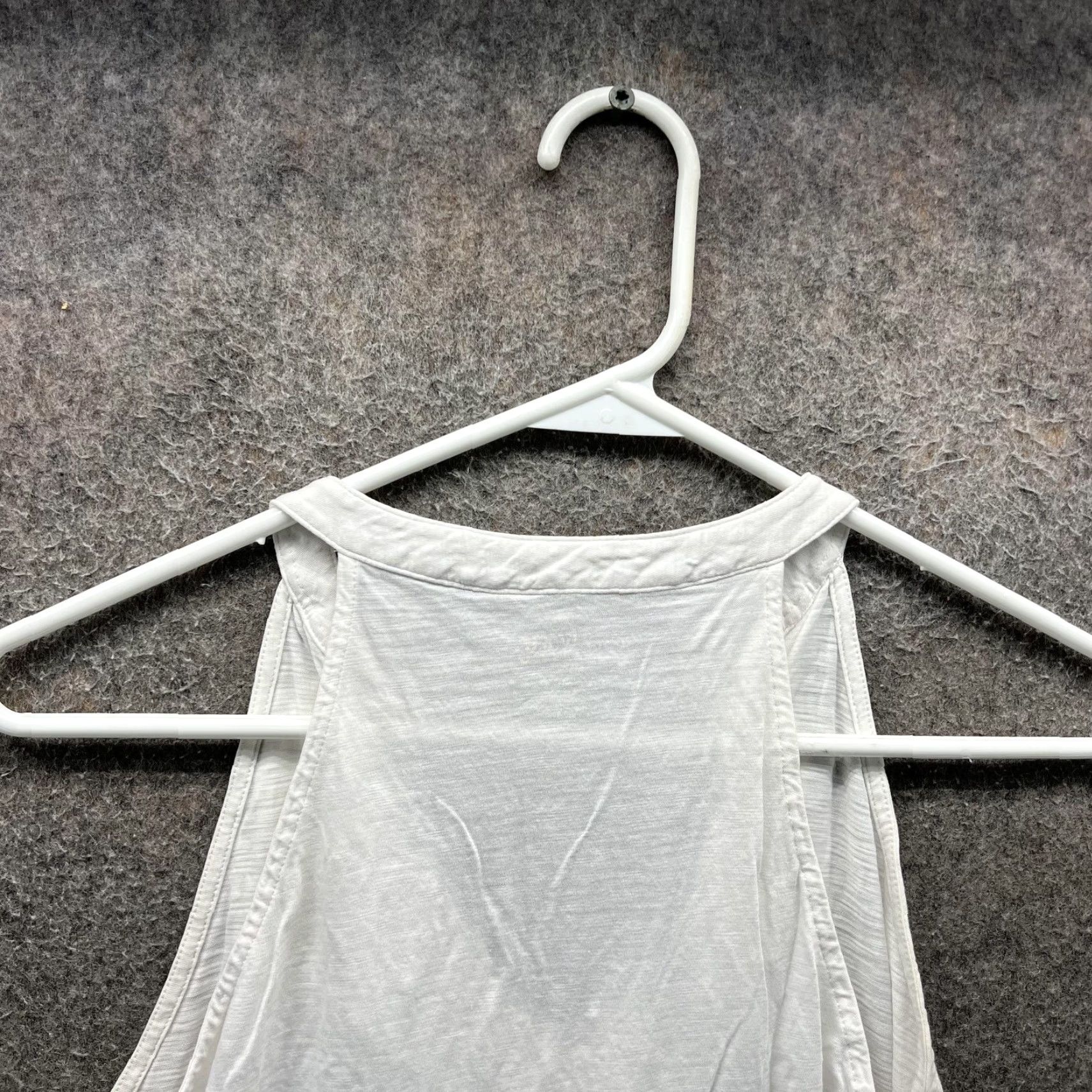 Lilly Pulitzer Lilly Pulitzer Tank Top Womens Small White Ruffle Halter Pima Cotton Jersey Size S / US 4 / IT 40 - 6 Thumbnail