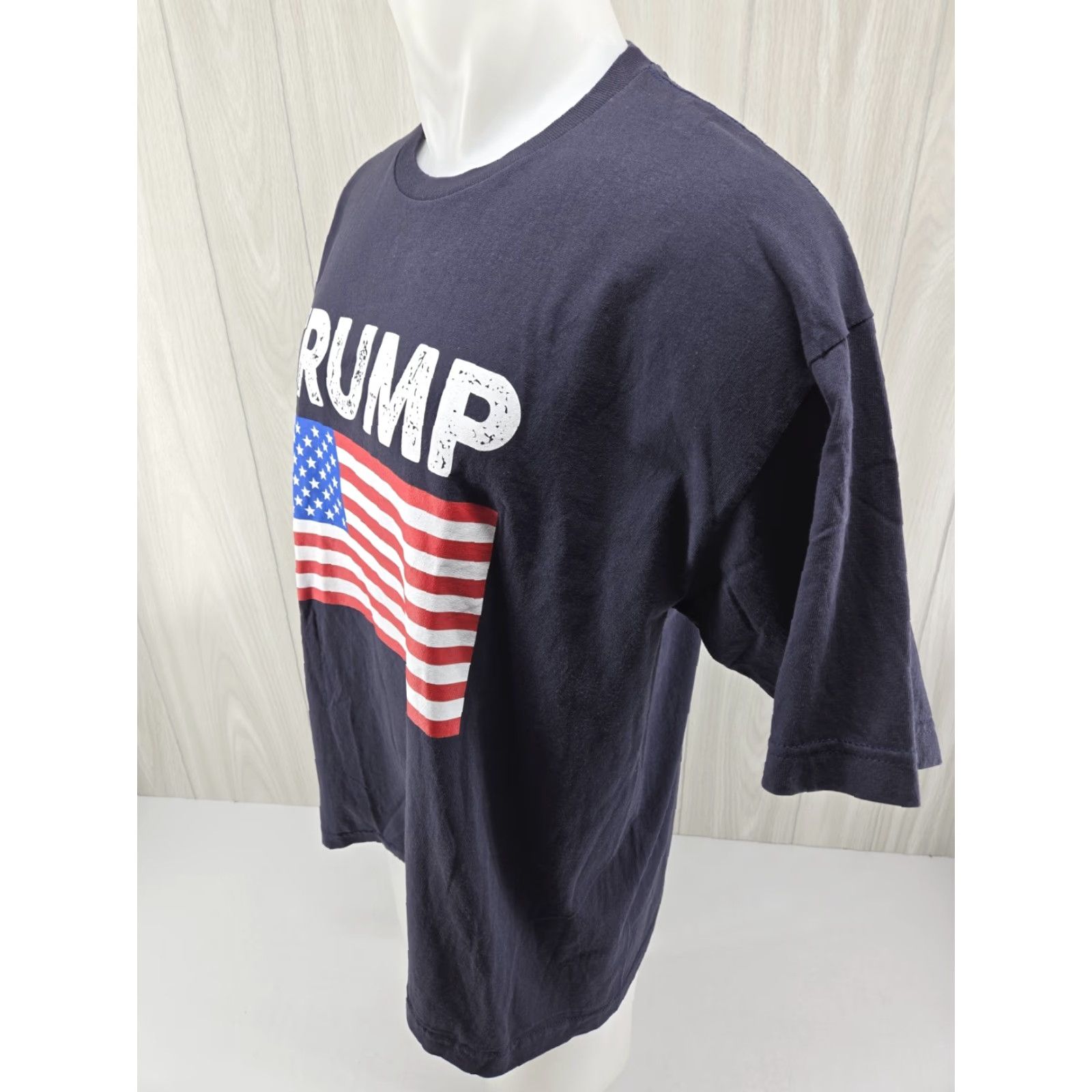 Vintage Bayside Trump Flag Shirt XL Navy USA Patriotic Graphic Tee Mens Size US XL / EU 56 / 4 - 5 Thumbnail