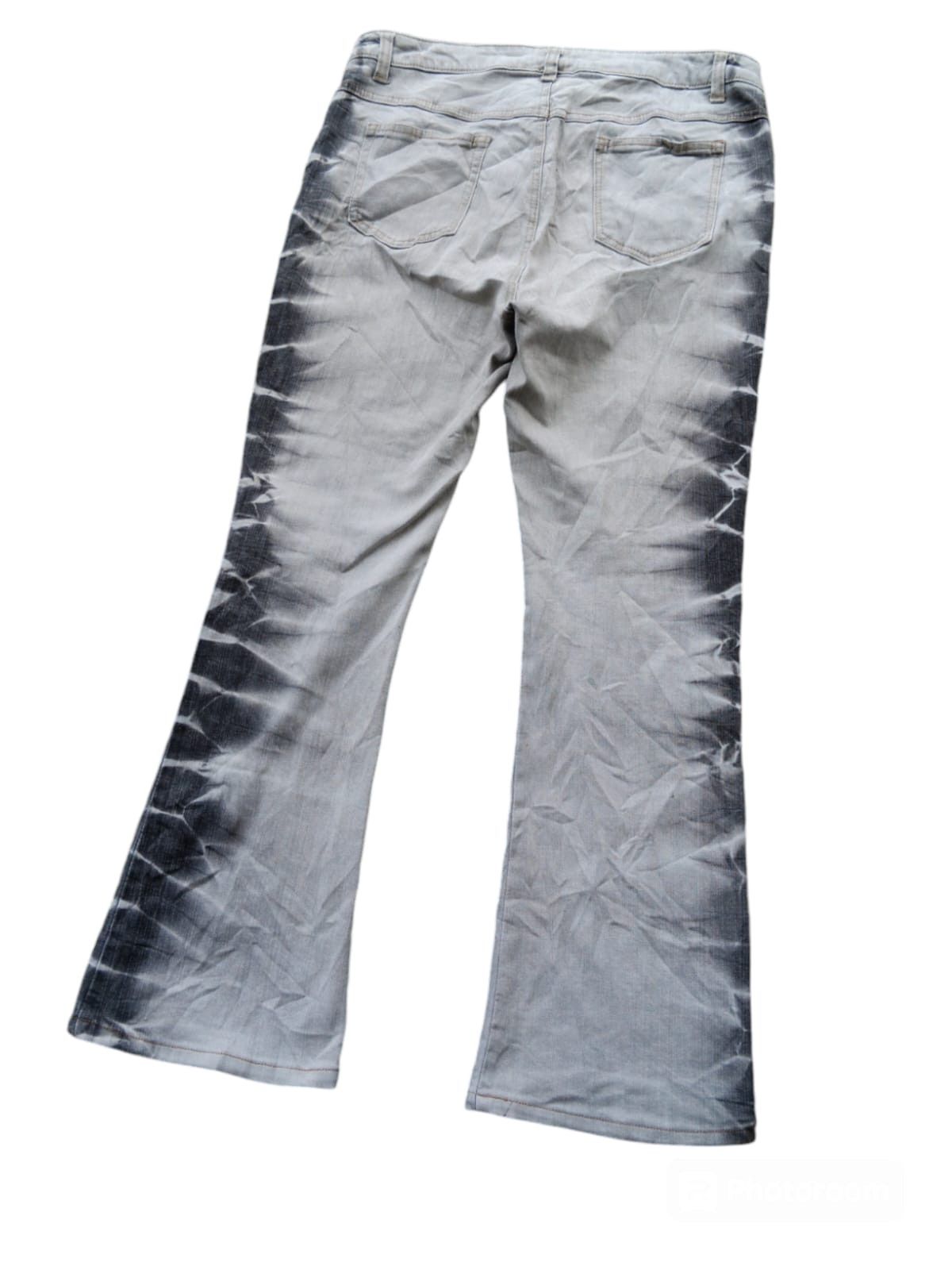 Japanese Brand Lip make japanese flared boot cut jeans Size US 31 - 9 Thumbnail