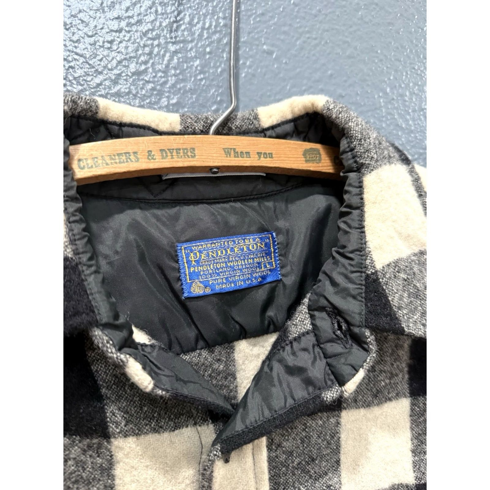 Pendleton VINTAGE Pendleton Plaid Wool Flannel Shirt The Outdoors Man Large 90’s White Black Size US L / EU 52-54 / 3 - 2 Thumbnail