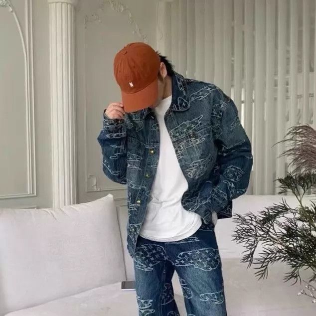 Louis Vuitton LV Nigo x Cloud Jacquard Denim Jacket Blue 52 Size US L / EU 52-54 / 3 - 8 Thumbnail