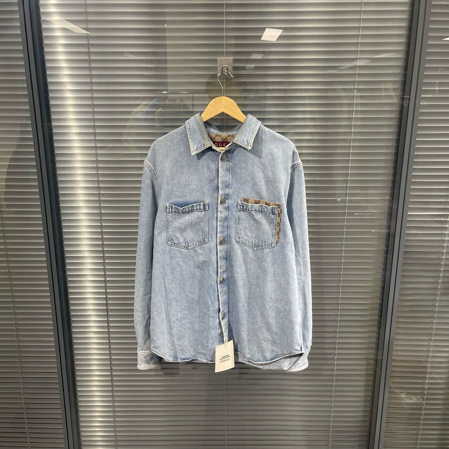 Gucci Gucci GG-Embellished Washed Denim Shirt Jacket 52 99New Size US L / EU 52-54 / 3 - 1 Thumbnail