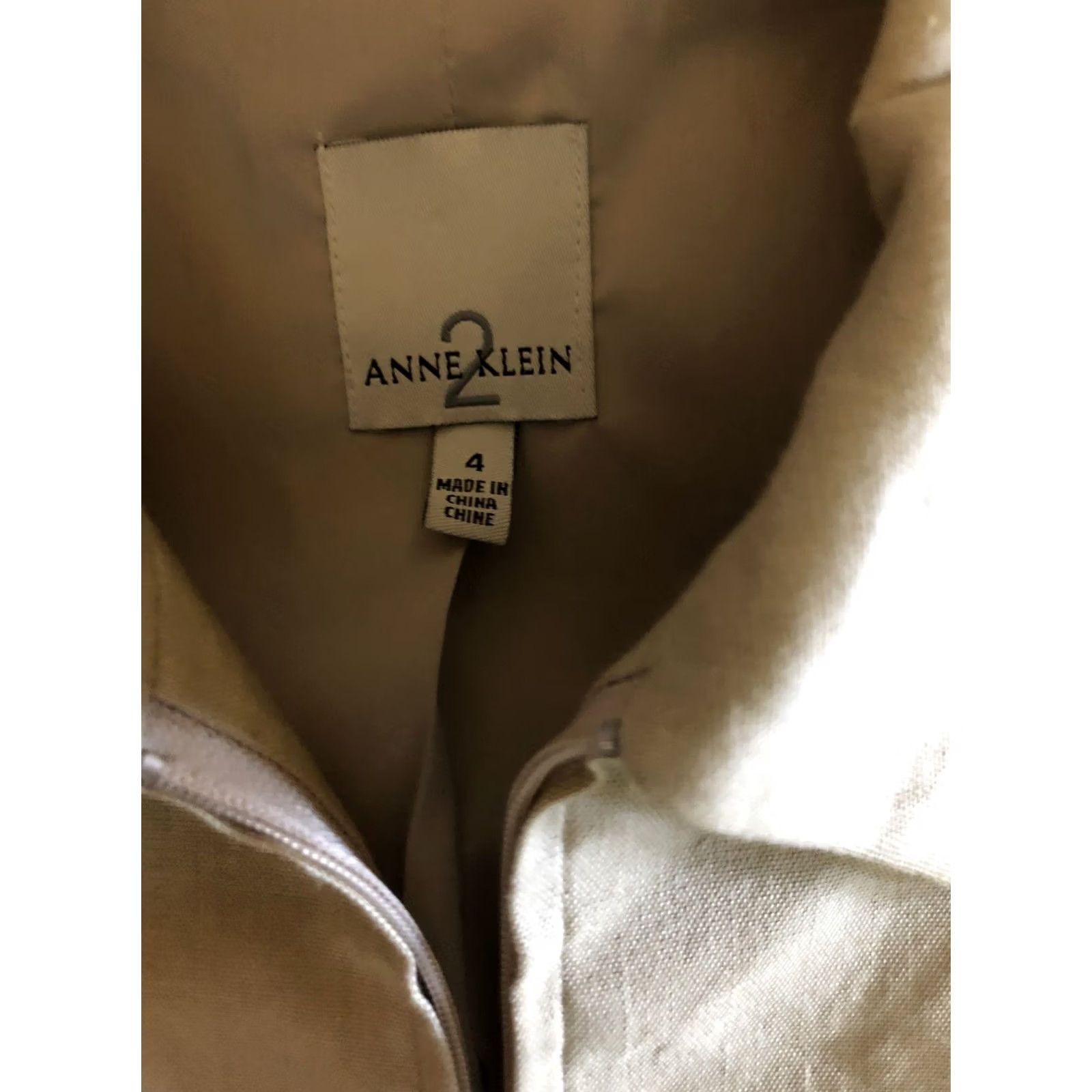 Anne Klein Anne Klein Linen Jacket Beige Zipper Front Long Sleeve Lined Collar Size 4 Women Size S / US 4 / IT 40 - 3 Thumbnail
