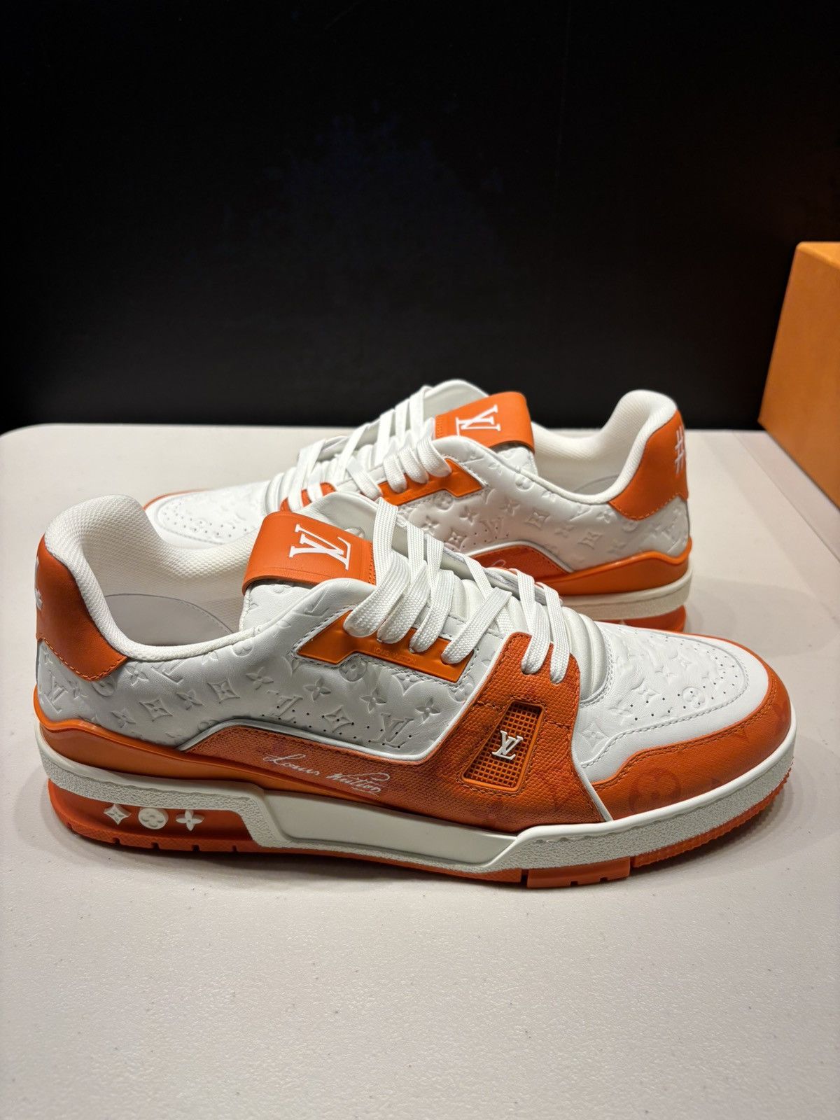 Louis Vuitton Louis Vuitton Orange Trainer Sneakers Size US 10 / EU 43 - 2 Thumbnail