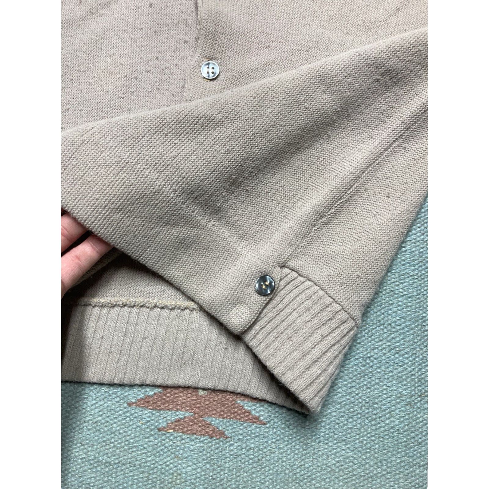 Vintage VINTAGE Cardigan Woman Gray Wool Blend Knit V-Neck Button Front Medium Cardigan Size M / US 6-8 / IT 42-44 - 4 Thumbnail