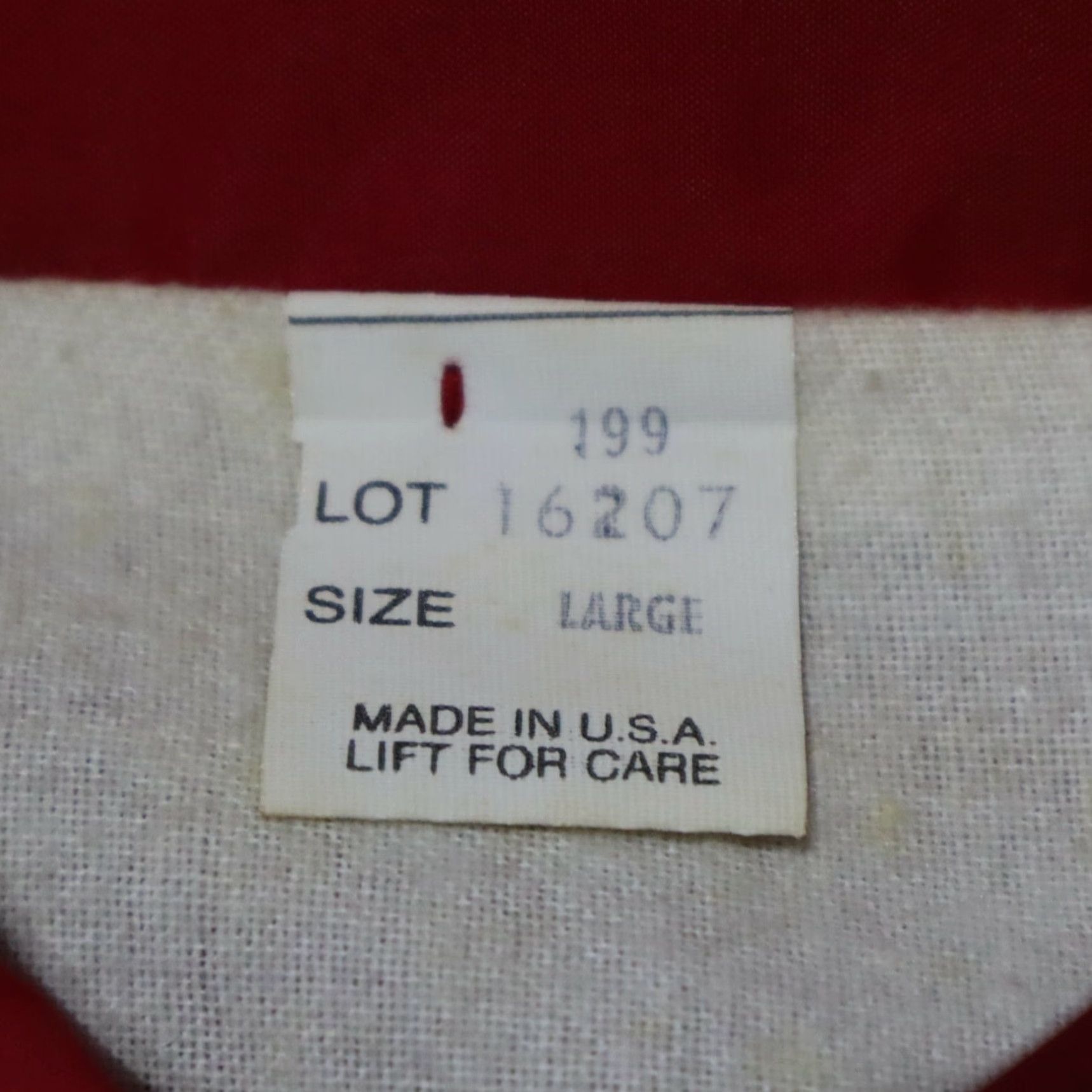 Vintage VINTAGE Moose Lodge 1470 Jacket - Red Satin Basic Jacket Men L 1980s Virginia US Size US L / EU 52-54 / 3 - 3 Thumbnail