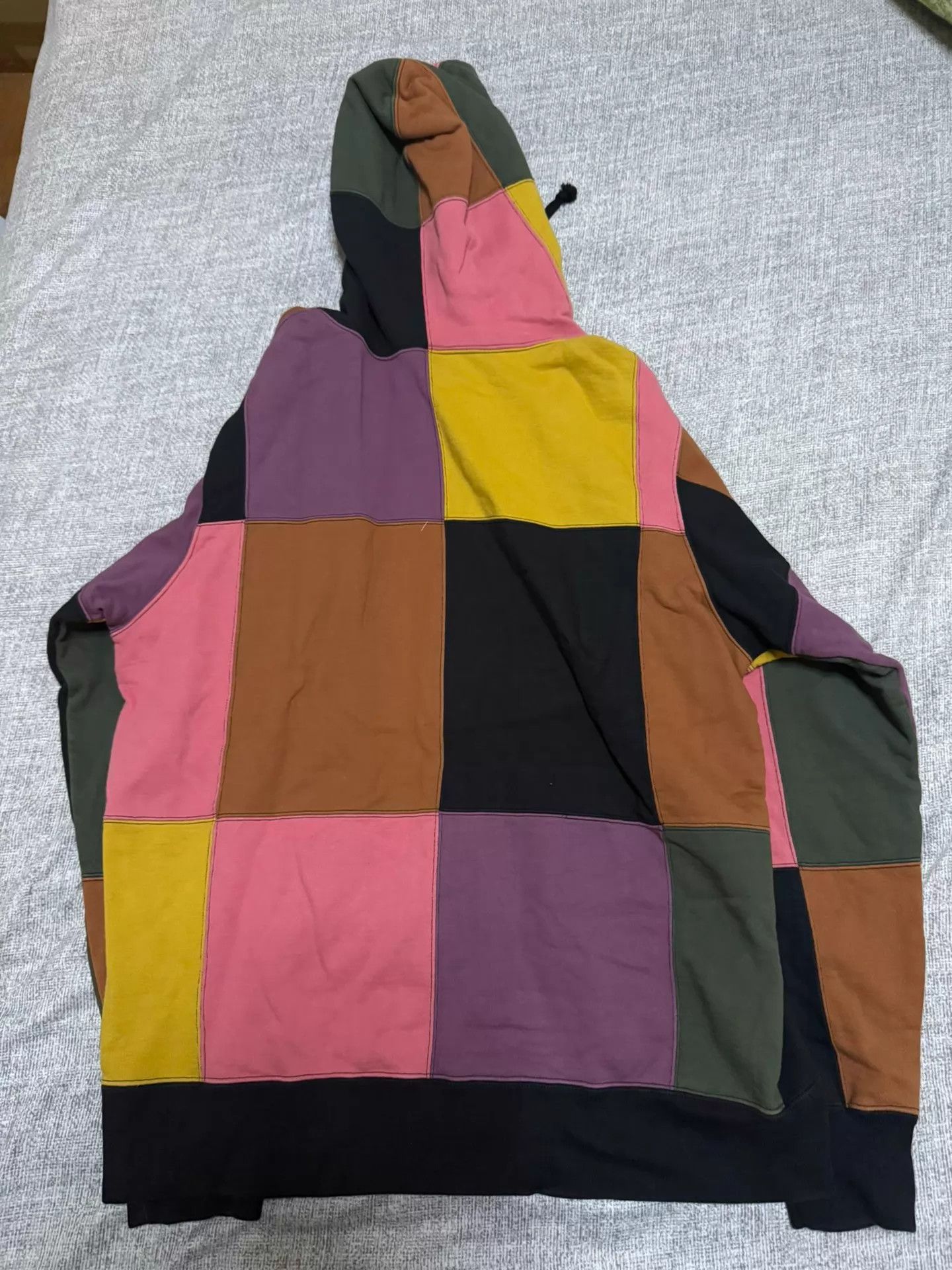 Supreme Supreme Patchwork Sweatshirt M Excellent Condition Size US M / EU 48-50 / 2 - 2 Thumbnail