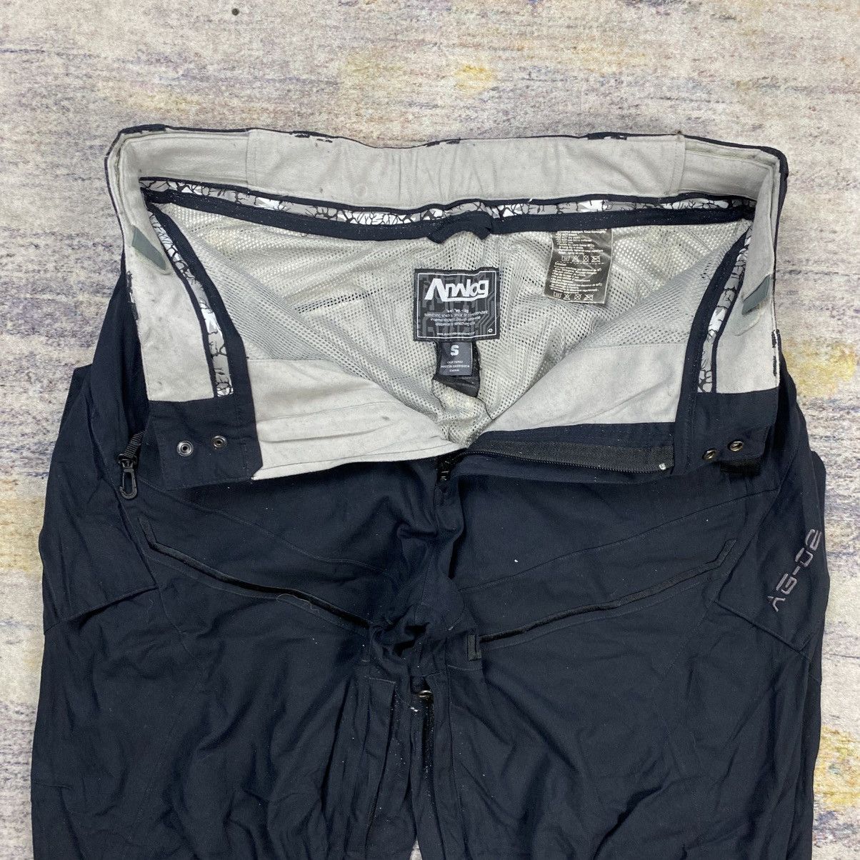 Analog Analog multi pocket snowboard pants Size US 34 / EU 50 - 12 Thumbnail