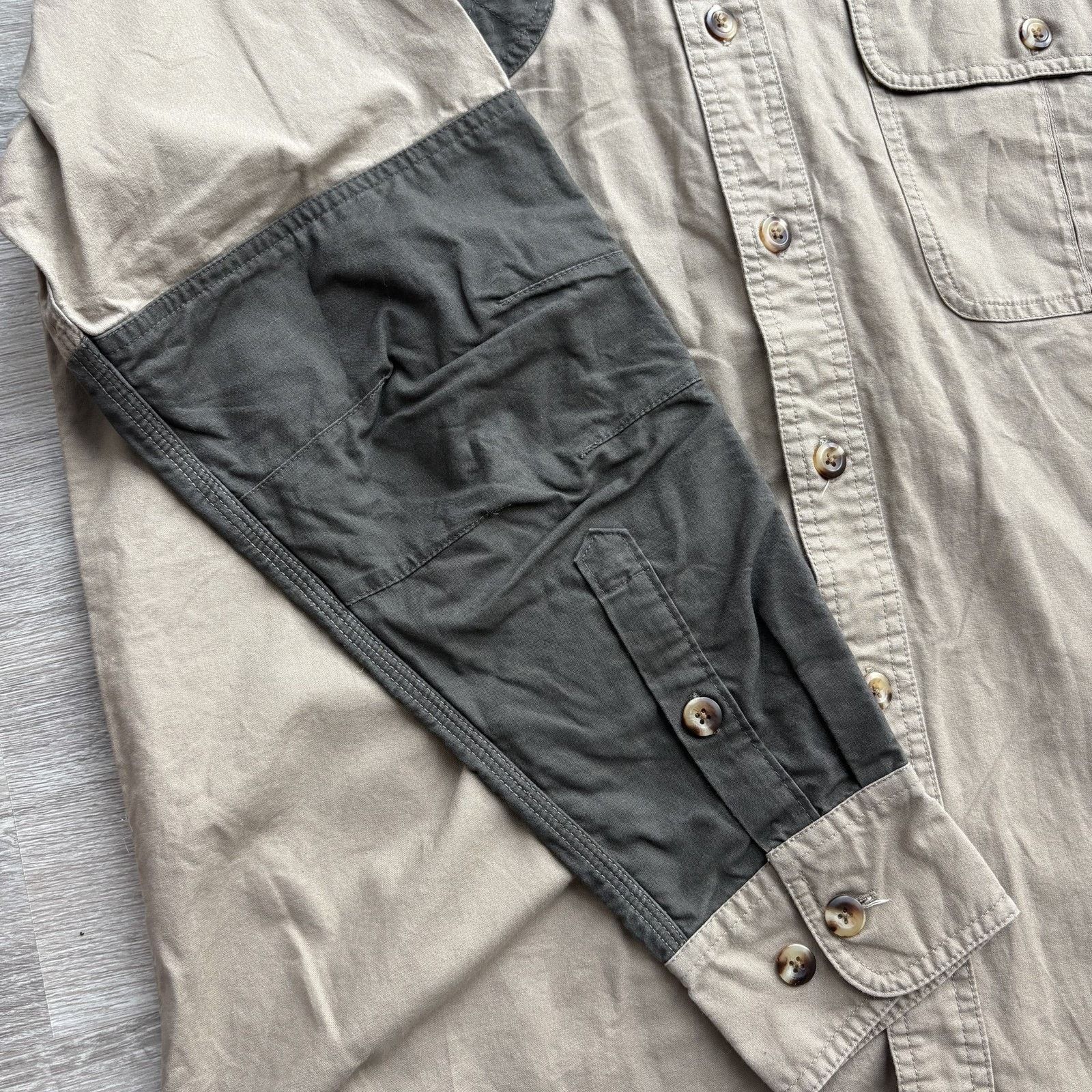Cabelas Cabelas Mens Shooting Shirt L Khaki Green Long Sleeve Butto Size US L / EU 52-54 / 3 - 10 Thumbnail