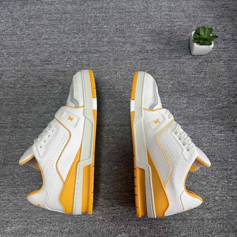Louis Vuitton Louis Vuitton Classic Trainer Low Top Sneakers -2508 Size US 9.5 / EU 42-43 - 6 Thumbnail