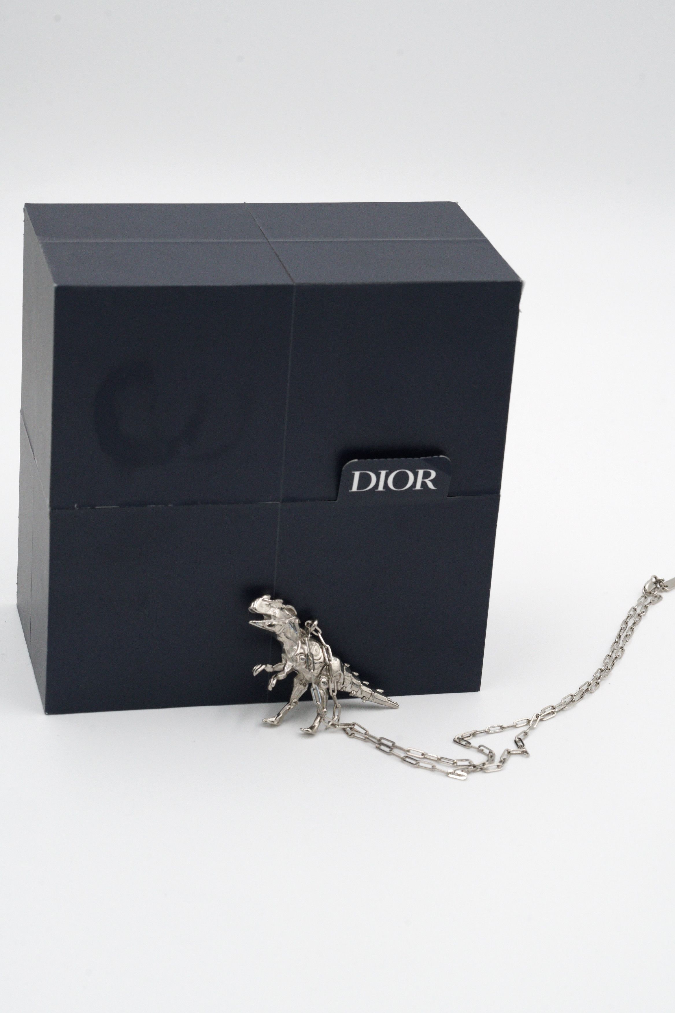 Dior Dior Homme x Sorayama AW2019 Dinosaur Necklace Size ONE SIZE - 11 Thumbnail
