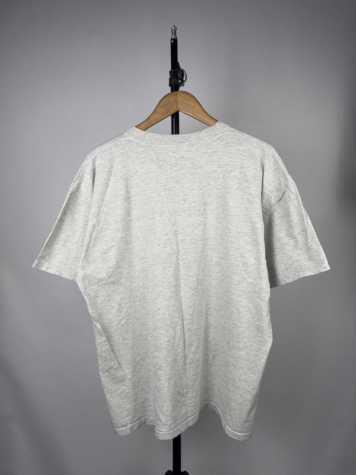 Vintage Vintage Retro 1990 Ski Graphic T-Shirt Neon Skier 90s L-XL Size US L / EU 52-54 / 3 - 12 Thumbnail