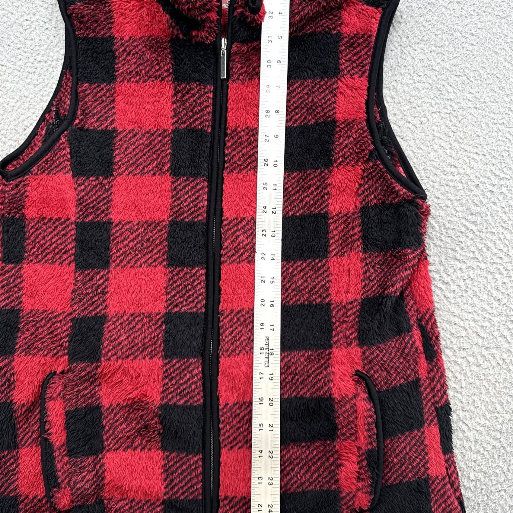 Vintage St. John's Bay Red Black Buffalo Plaid Zip Fleece Vest Women’s Size Small Size S / US 4 / IT 40 - 5 Thumbnail