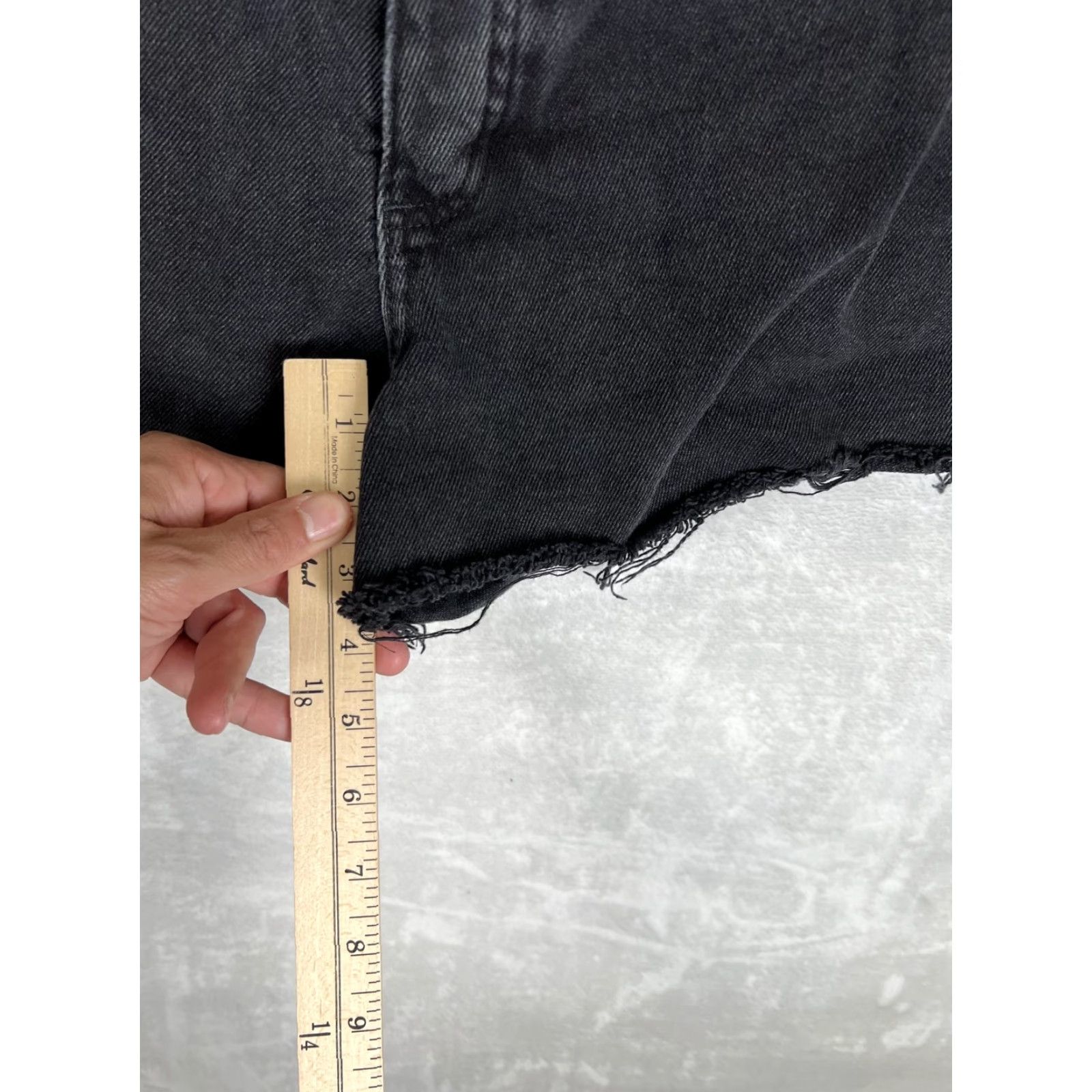 Cotton On Cotton On Shorts Womens 30 Black Original Cut Off Denim Raw Hem Fringe Casual Size 30" / US 8 / IT 44 - 5 Thumbnail