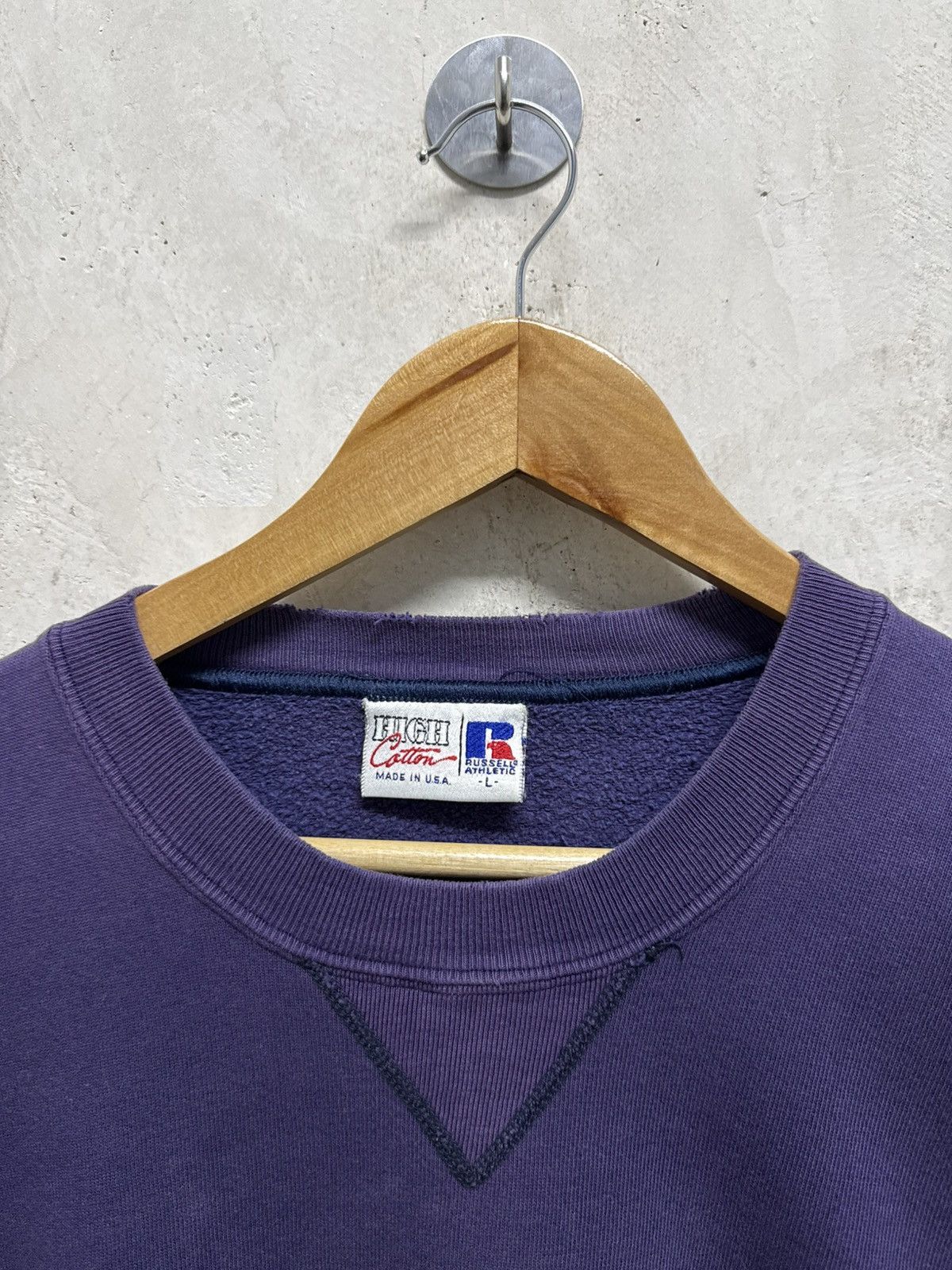 Russell Athletic Vintage 90s Distressed Russell ‘Harvard’ Crewneck Size US L / EU 52-54 / 3 - 4 Thumbnail