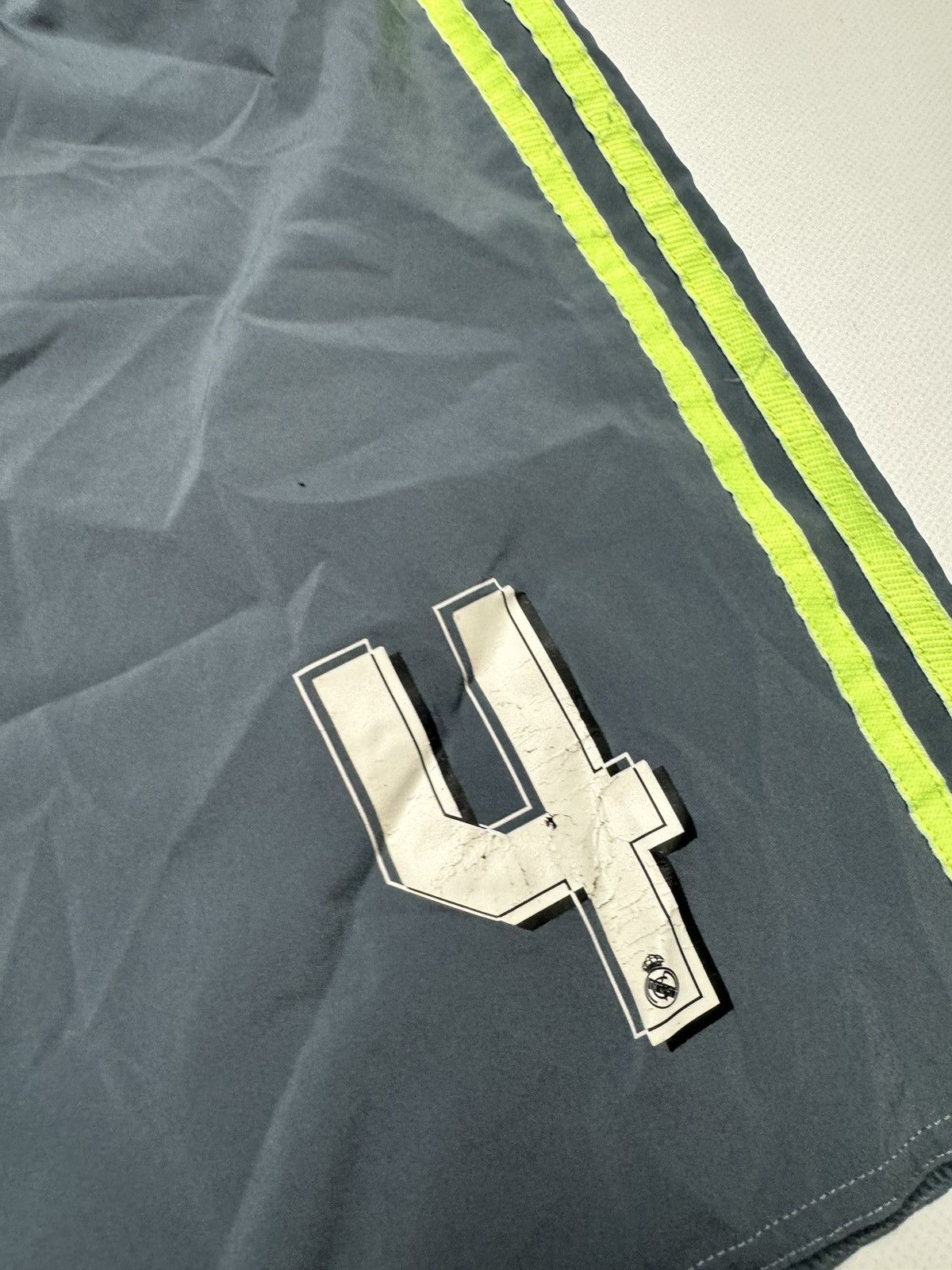 Adidas RARE vintage Real Madrid adidas soccer jersey Sergio Ramos Size US M / EU 48-50 / 2 - 15 Thumbnail