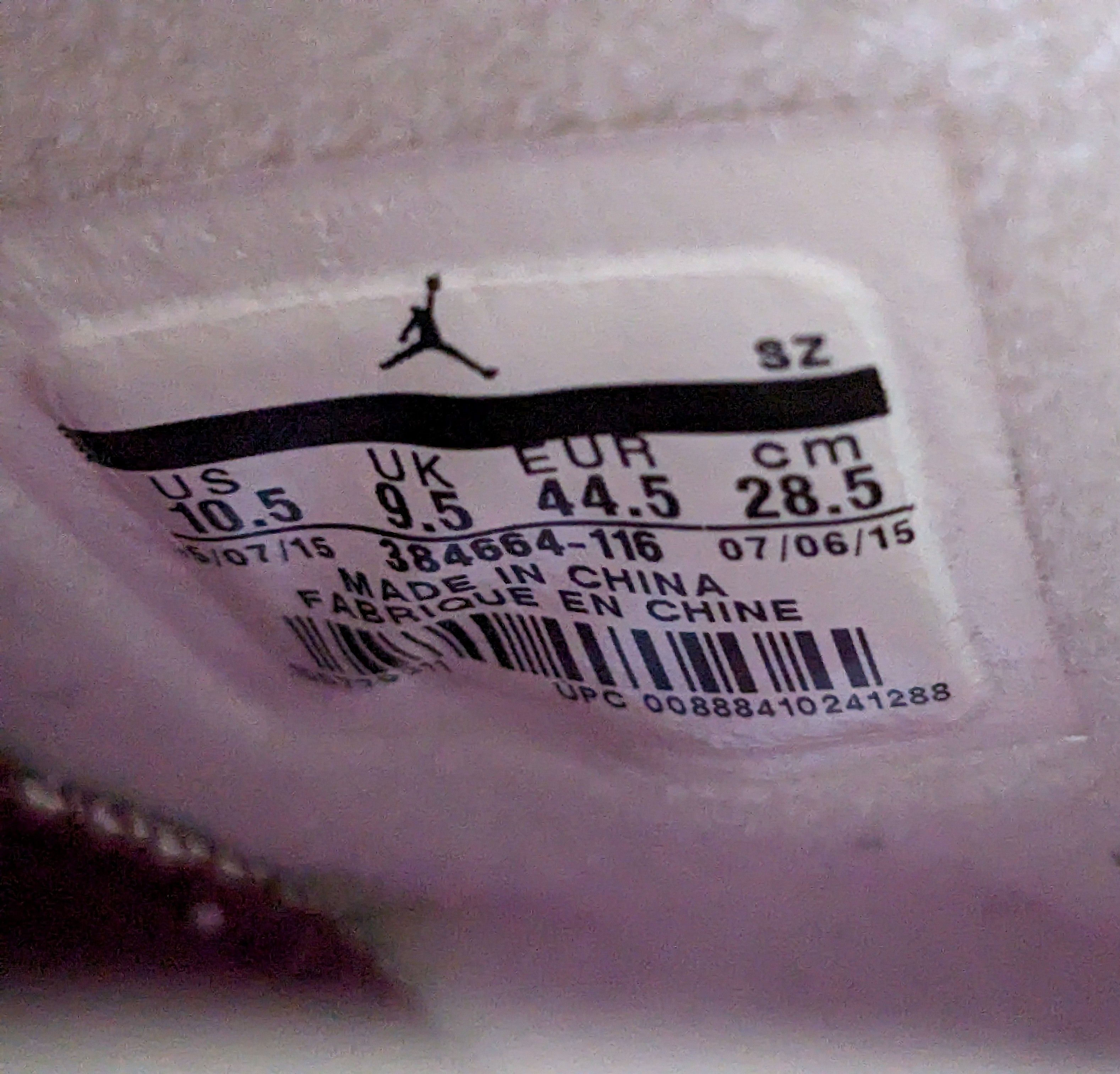 Jordan Brand × Nike Nike Air Retro Jordan 6 Maroon Size 10.5 2015 384664-116 Size US 10.5 / EU 43-44 - 12 Thumbnail