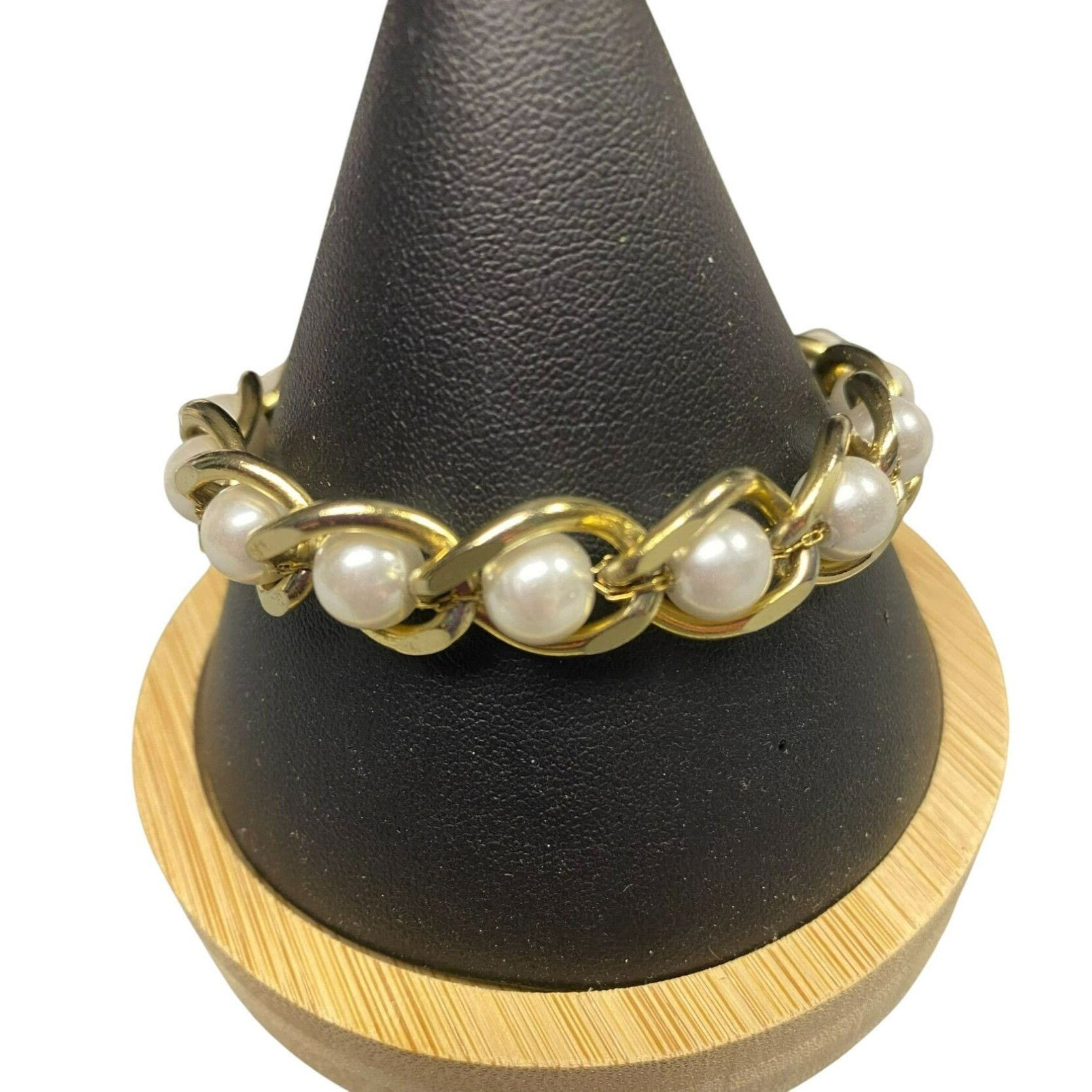 Other Vintage Gold-Tone Chain Link Bracelet With Faux Pearl Accent Size ONE SIZE - 2 Thumbnail