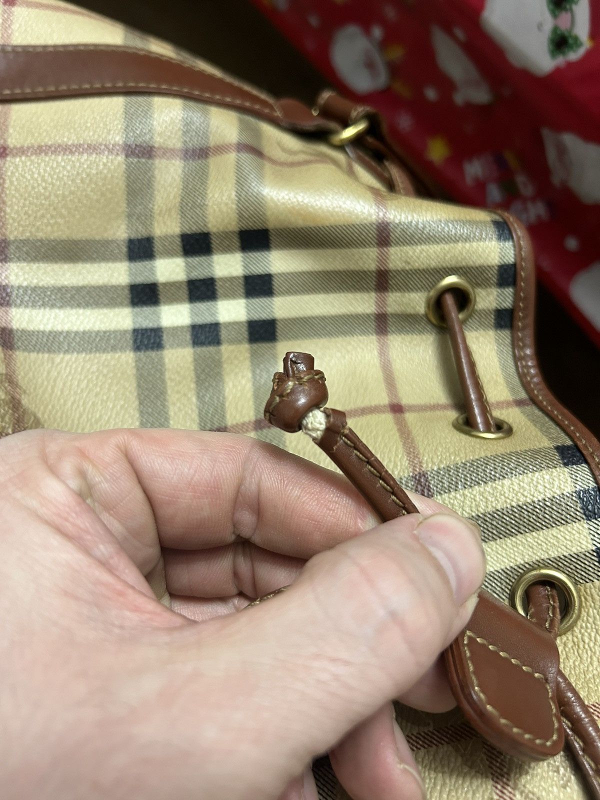 Burberry Vintage Burberry Drawstring Bucket Bag Size ONE SIZE - 11 Thumbnail