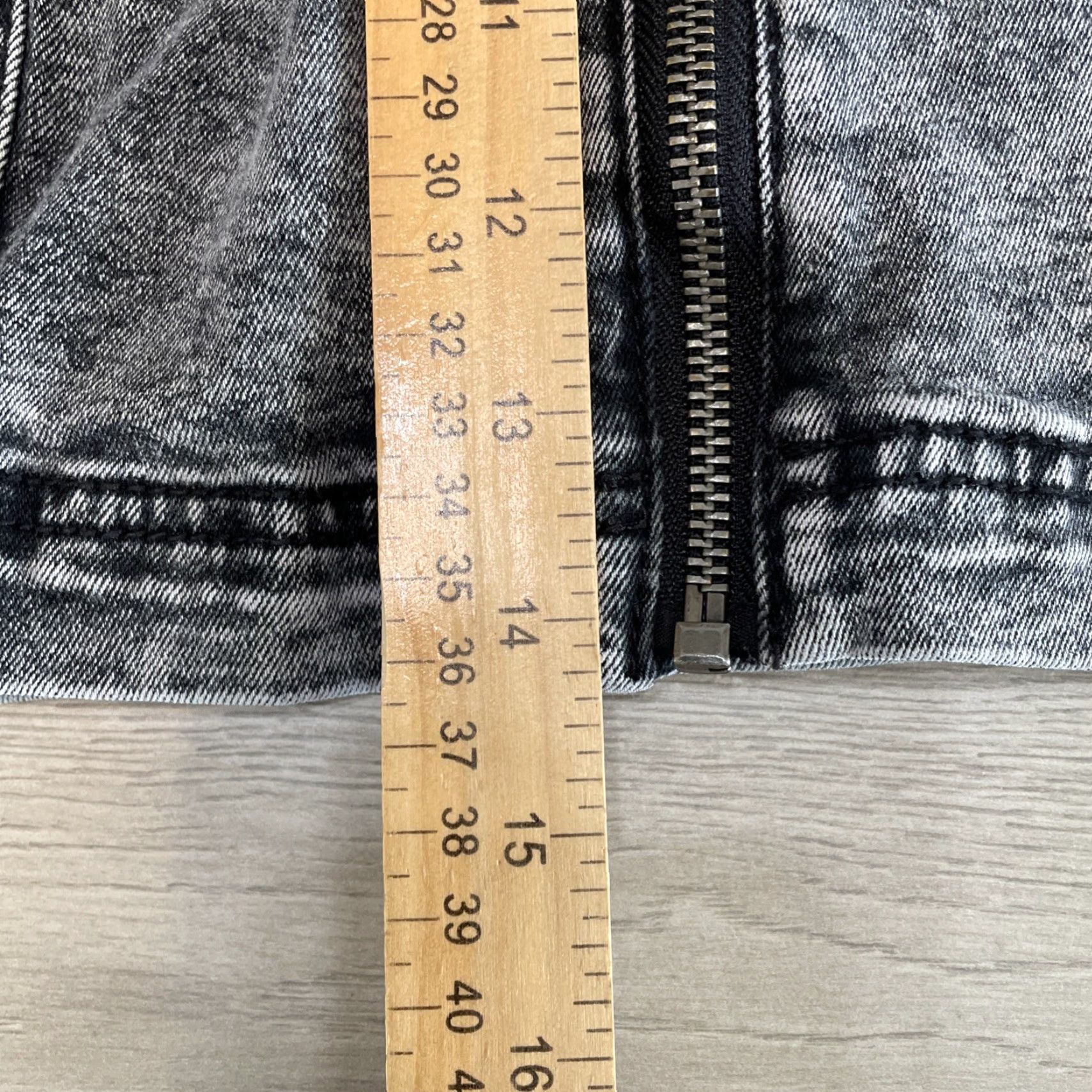Denime VINTAGE The Style Between Us Denim Mini Skirt Black Size Medium Regular Women Size 32" / US 10 / IT 46 - 7 Thumbnail