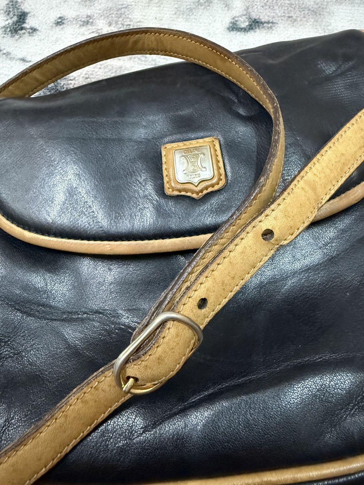 Celine × Designer × Vintage Vintage Celine Black Leather Massenger Bag Size ONE SIZE - 16 Thumbnail