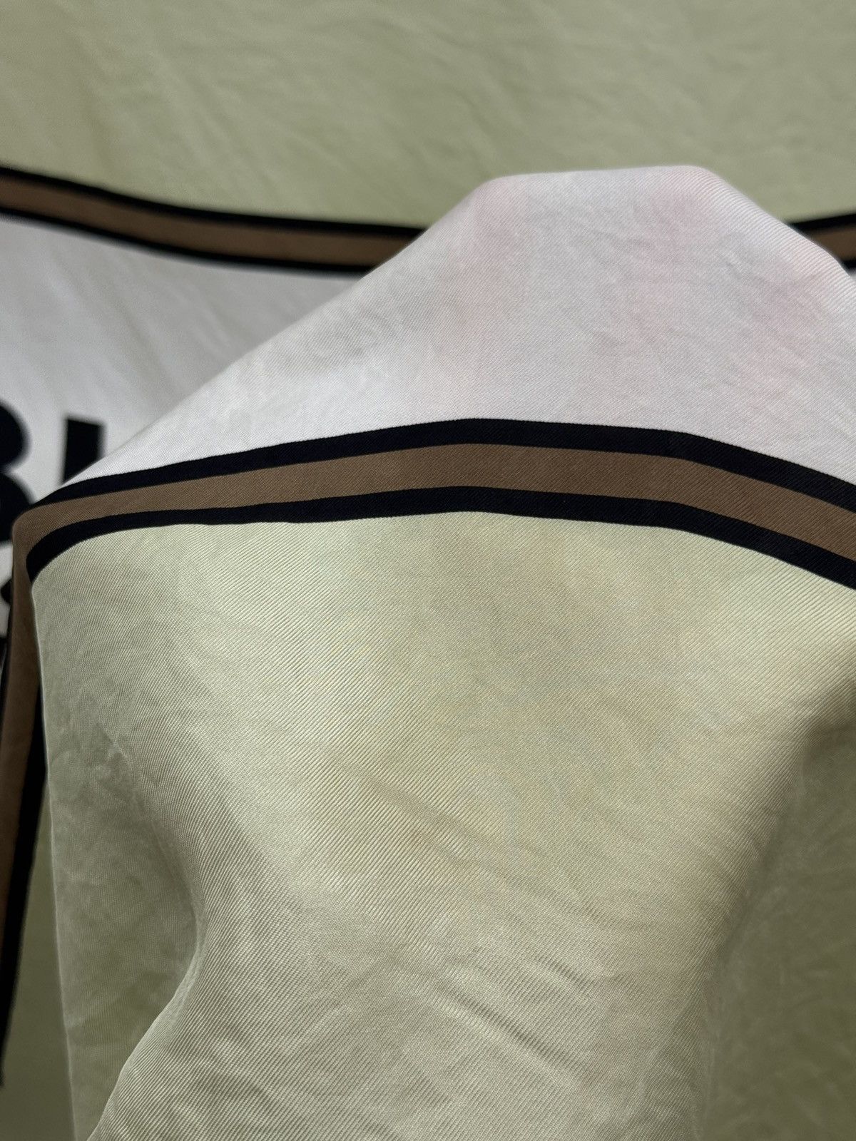 Burberry Burberry London Runway 17.02.2020 Silk Scarf Size ONE SIZE - 7 Thumbnail