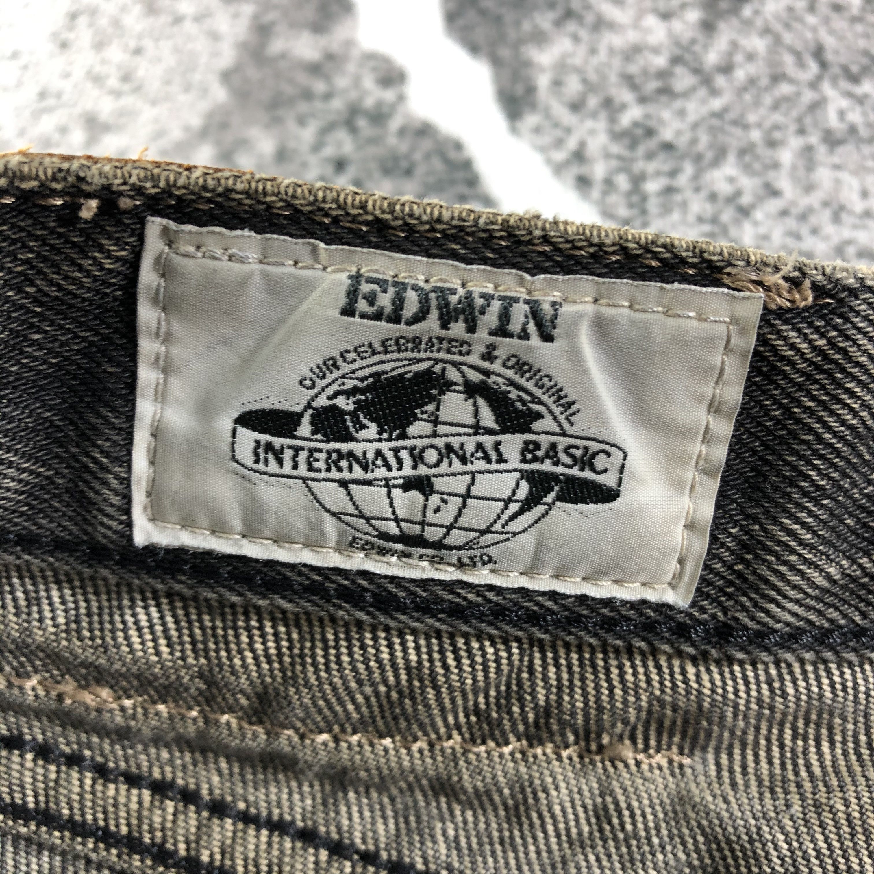 Edwin Vintage Edwin Jeans Faded Black Denim KJ2527 Size US 27 - 9 Thumbnail