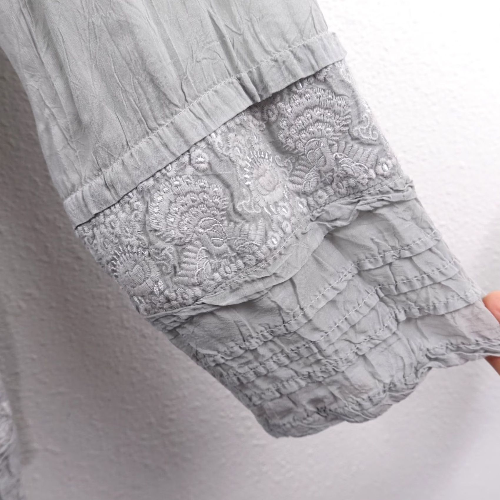 Johnny Was Johnny Was Tunic Dress Gray Sheer Gauze Embroidered Long Sleeve Rayon Small Boho Women's Dahlia Floral Patchwork Vintage: No Size S / US 4 / IT 40 - 5 Thumbnail