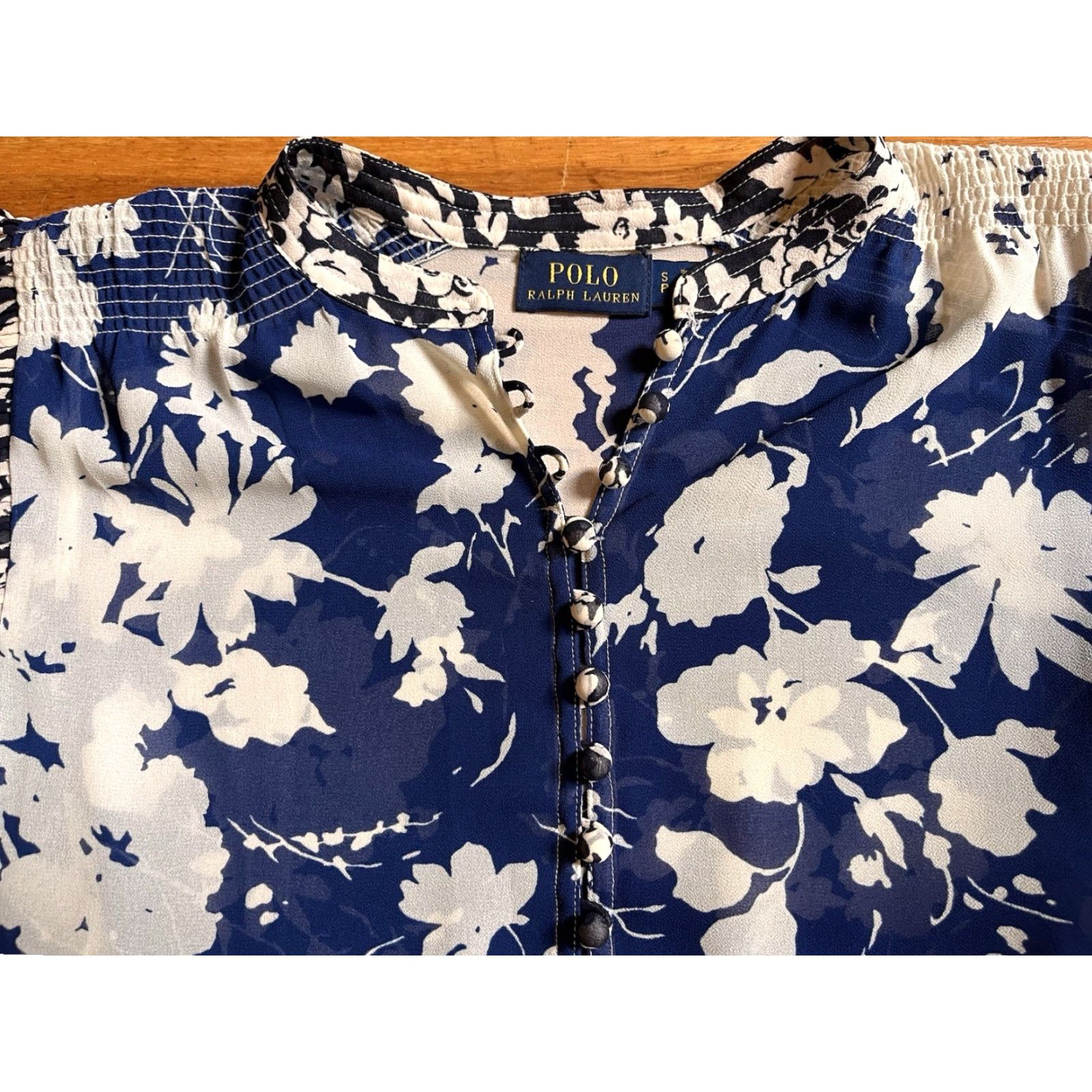 Polo Ralph Lauren Polo Ralph Lauren Blouse Womens Small Floral Blue Crepe Cap Sleeve Button Pleated Short Sleeve Size S / US 4 / IT 40 - 4 Thumbnail