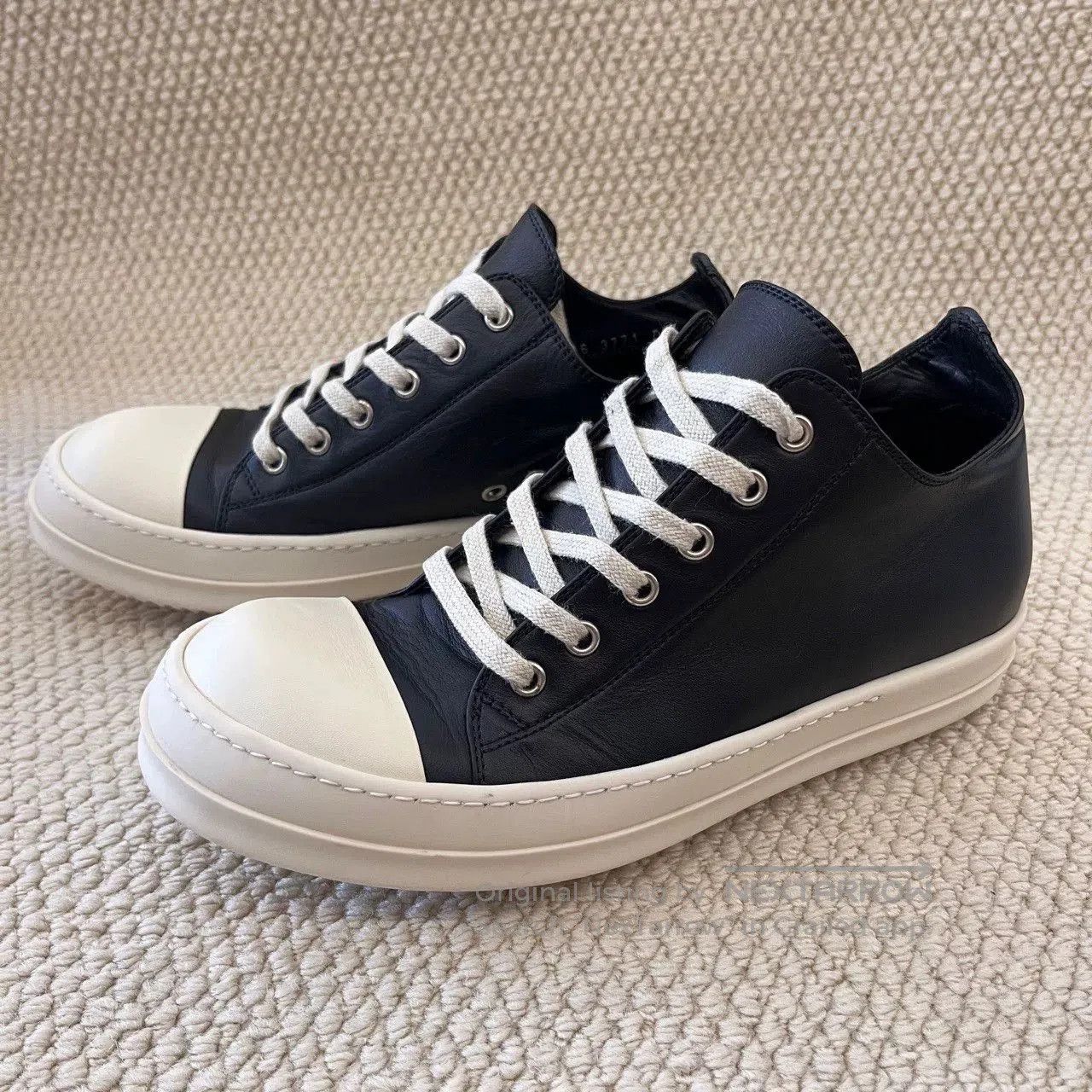 Rick Owens rick owens low. Size US 7 / EU 40 - 1 Thumbnail
