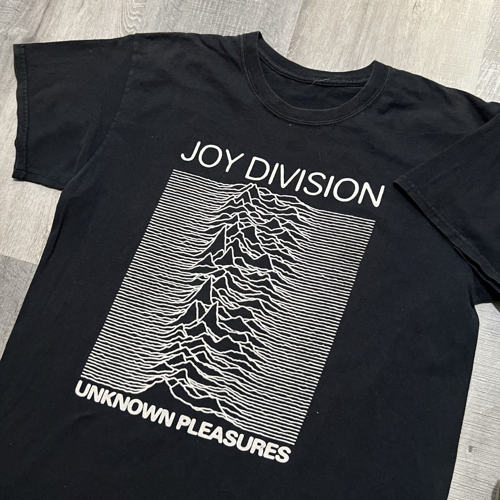 Vintage VTG Joy Division Unknown Pleasures Black Y2K Band T Shirt Size US L / EU 52-54 / 3 - 3 Thumbnail
