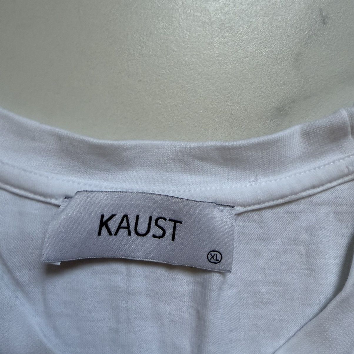 Collegium Vintage Y2K KAUST Arabic College Tee Size US L / EU 52-54 / 3 - 6 Thumbnail