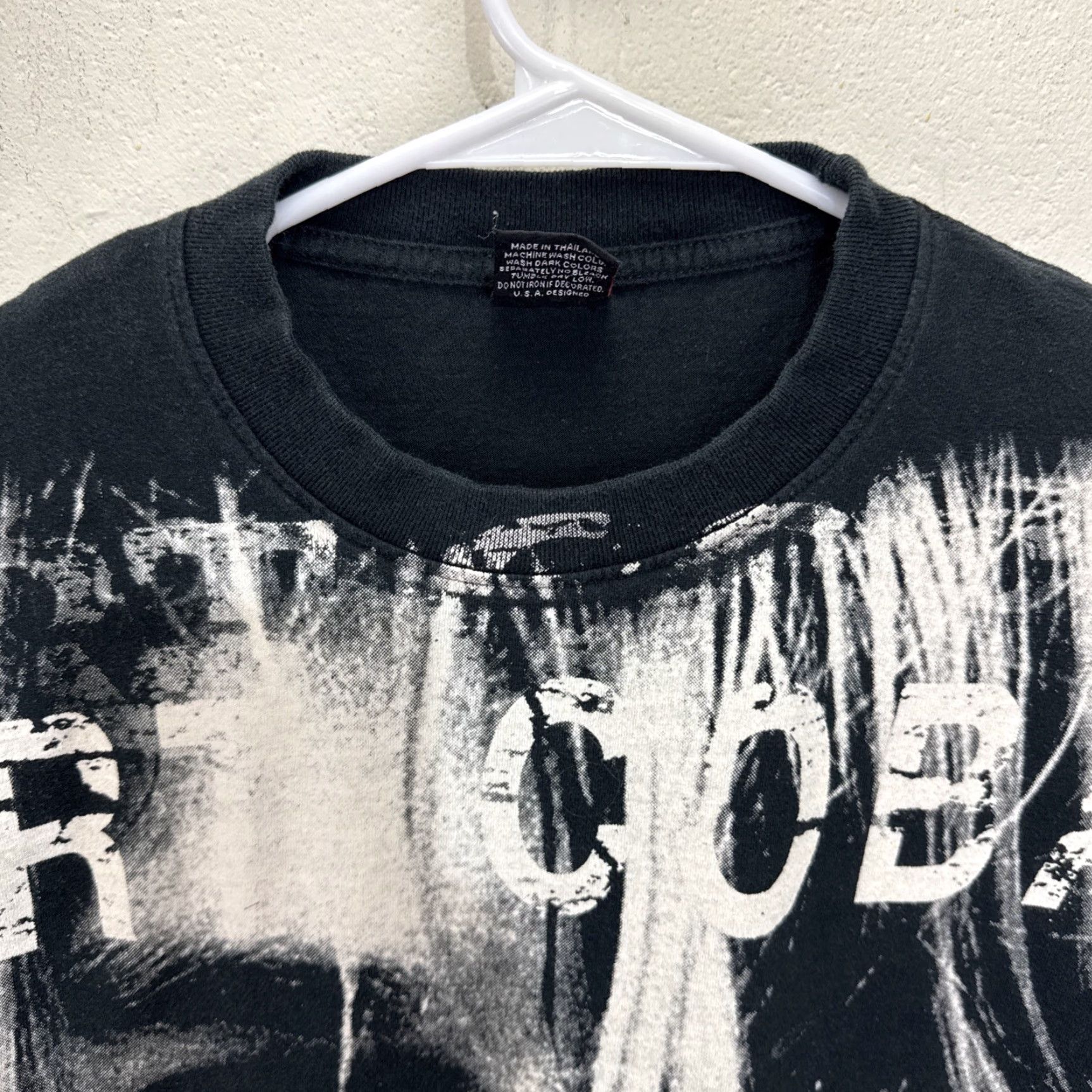 Vintage VINTAGE Kurt Cobain Nirvana Rock Eagle AOP T-Shirt Adult Large Black 90s Grunge Mens Size US L / EU 52-54 / 3 - 4 Thumbnail